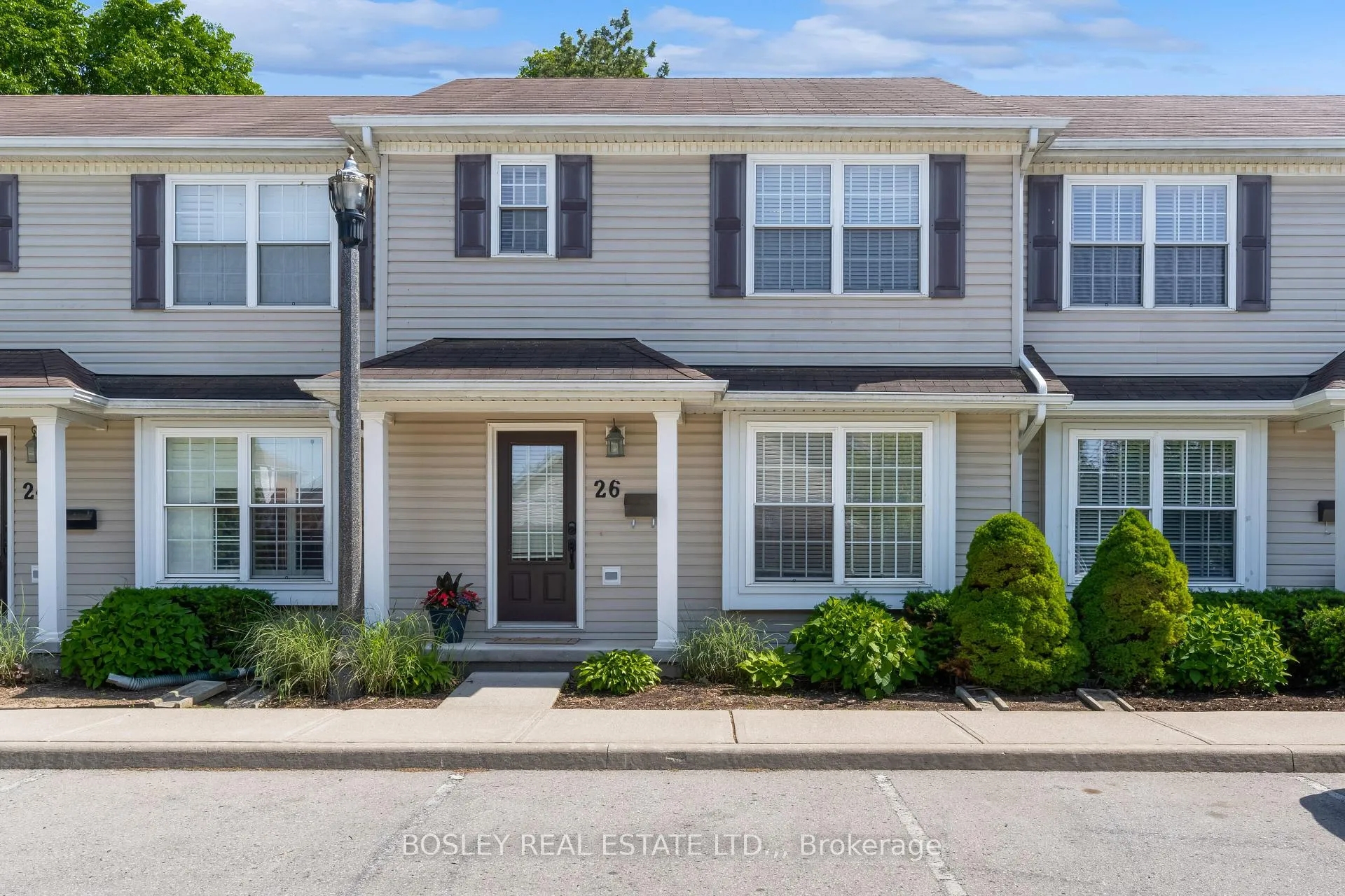 Photo 1 of Unit 3, 26 Chicory Crescent, St. Catharines, Haig — HOMEH