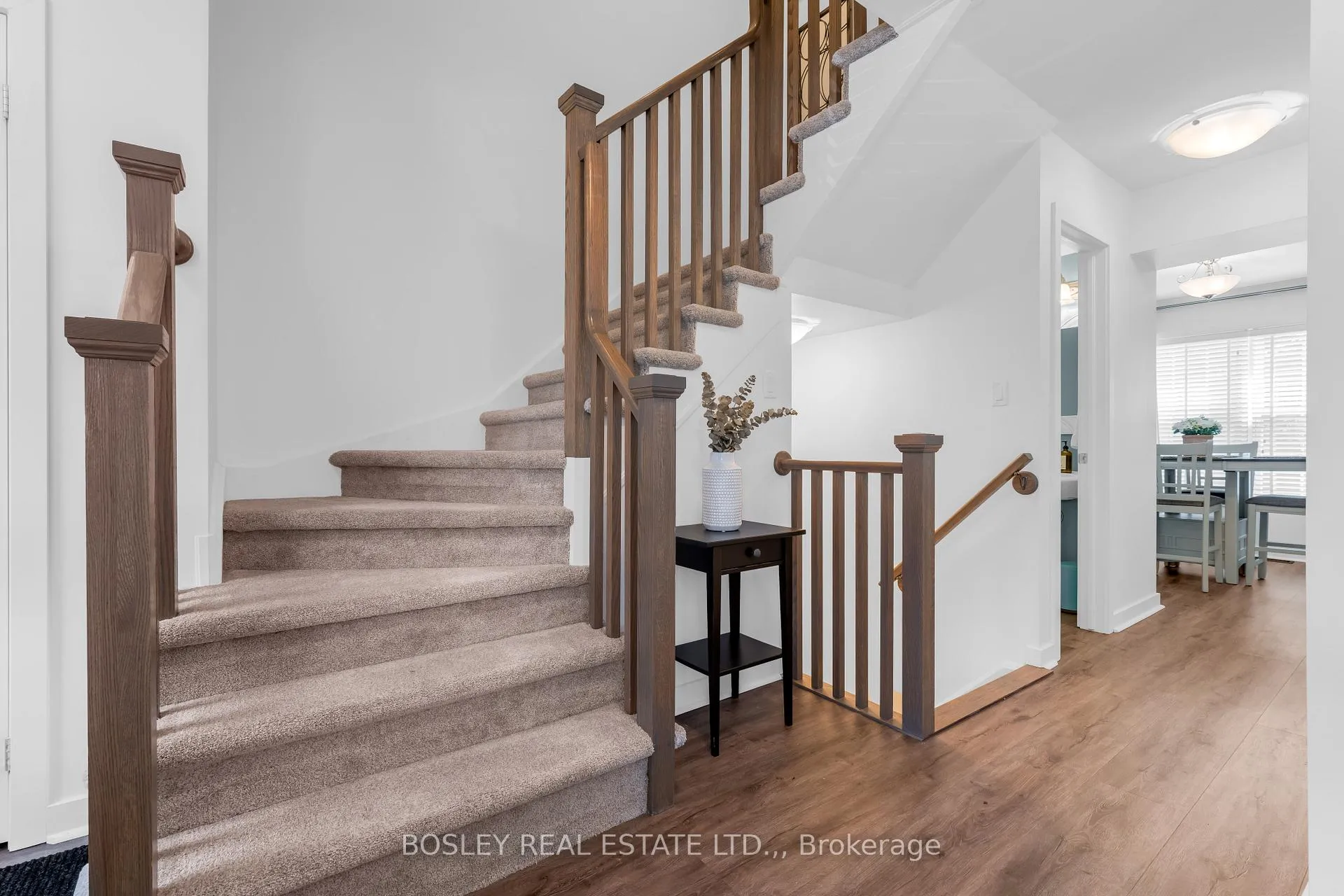 Photo 4 of Unit 3, 26 Chicory Crescent, St. Catharines, Haig — HOMEH