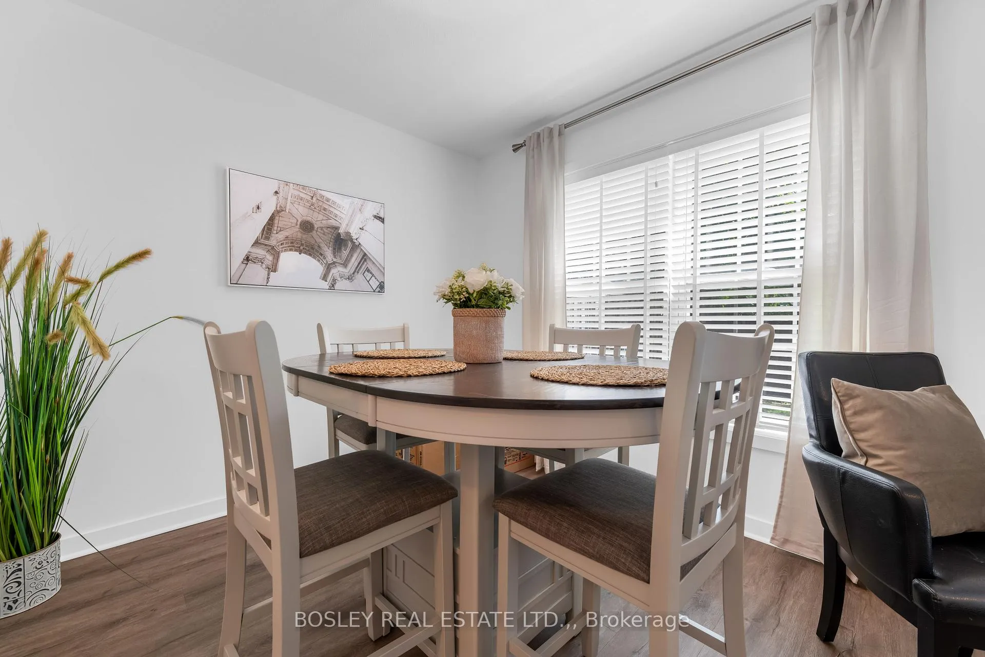 Photo 10 of Unit 3, 26 Chicory Crescent, St. Catharines, Haig — HOMEH