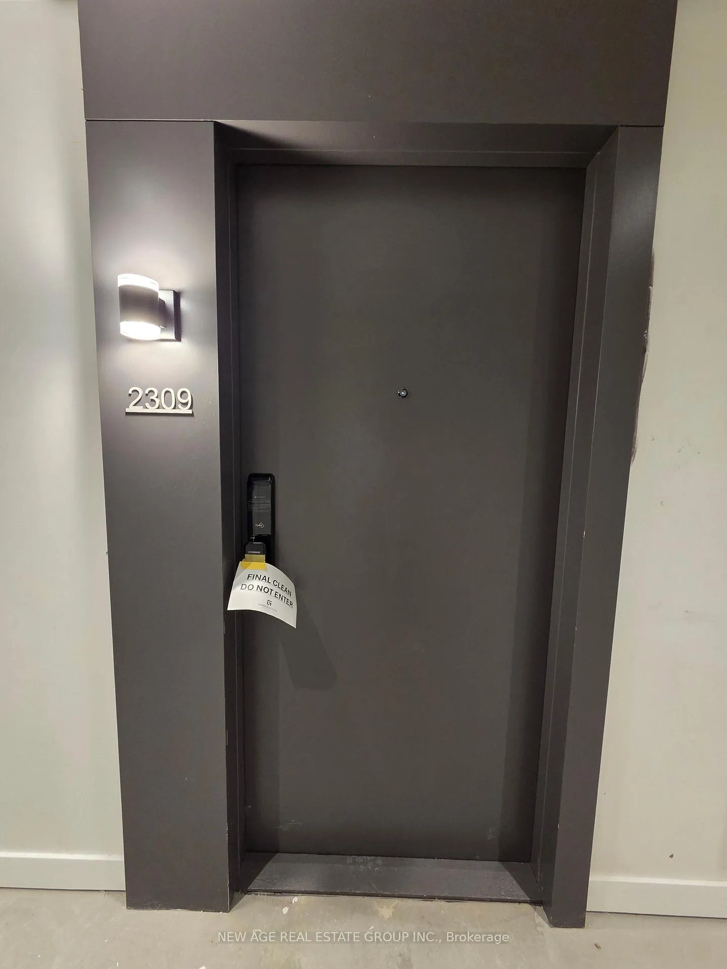Photo 5 of Unit 2309, 2075 Lakeshore Road, Burlington, Brant — HOMEH