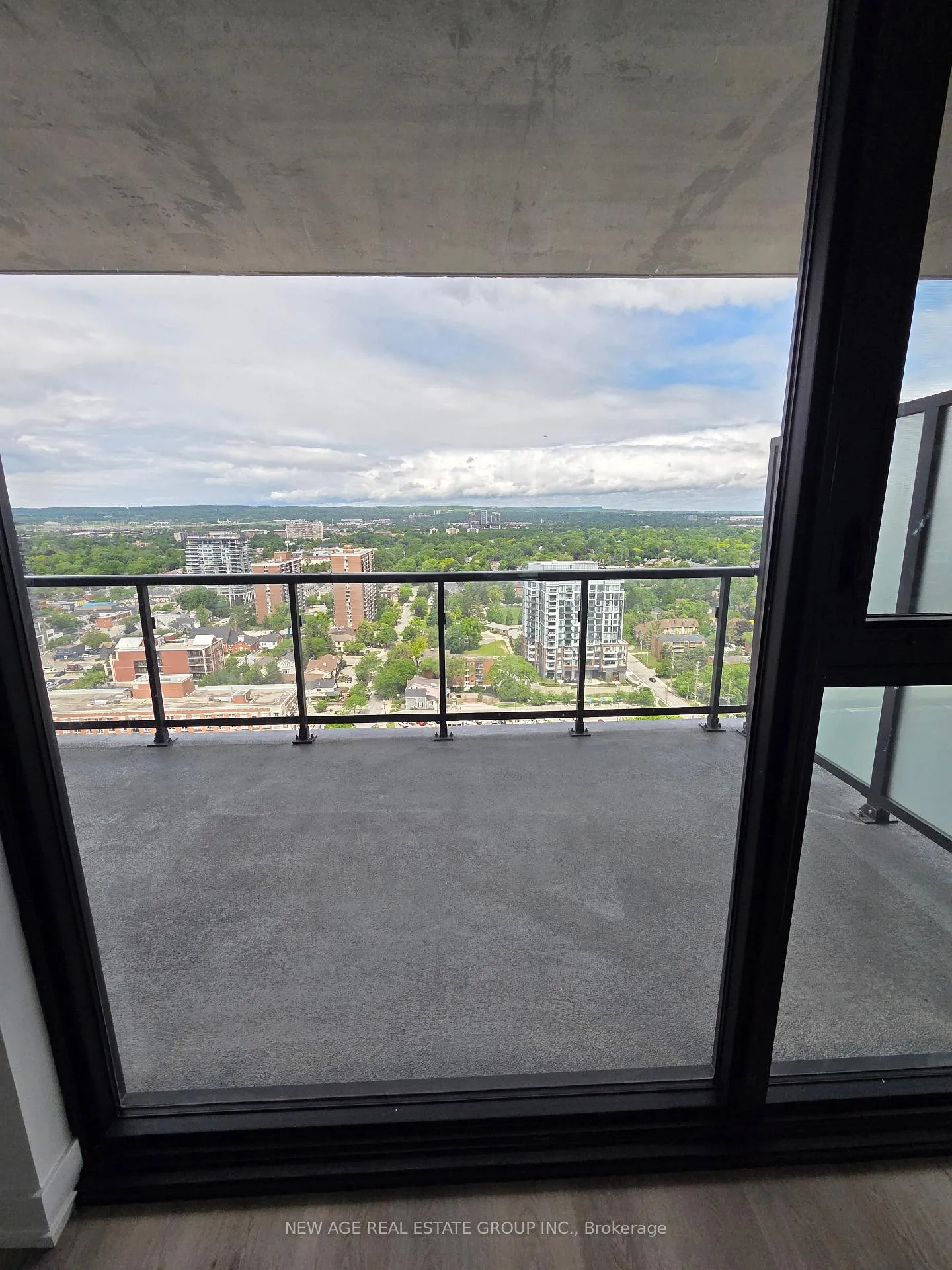 Photo 19 of Unit 2309, 2075 Lakeshore Road, Burlington, Brant — HOMEH