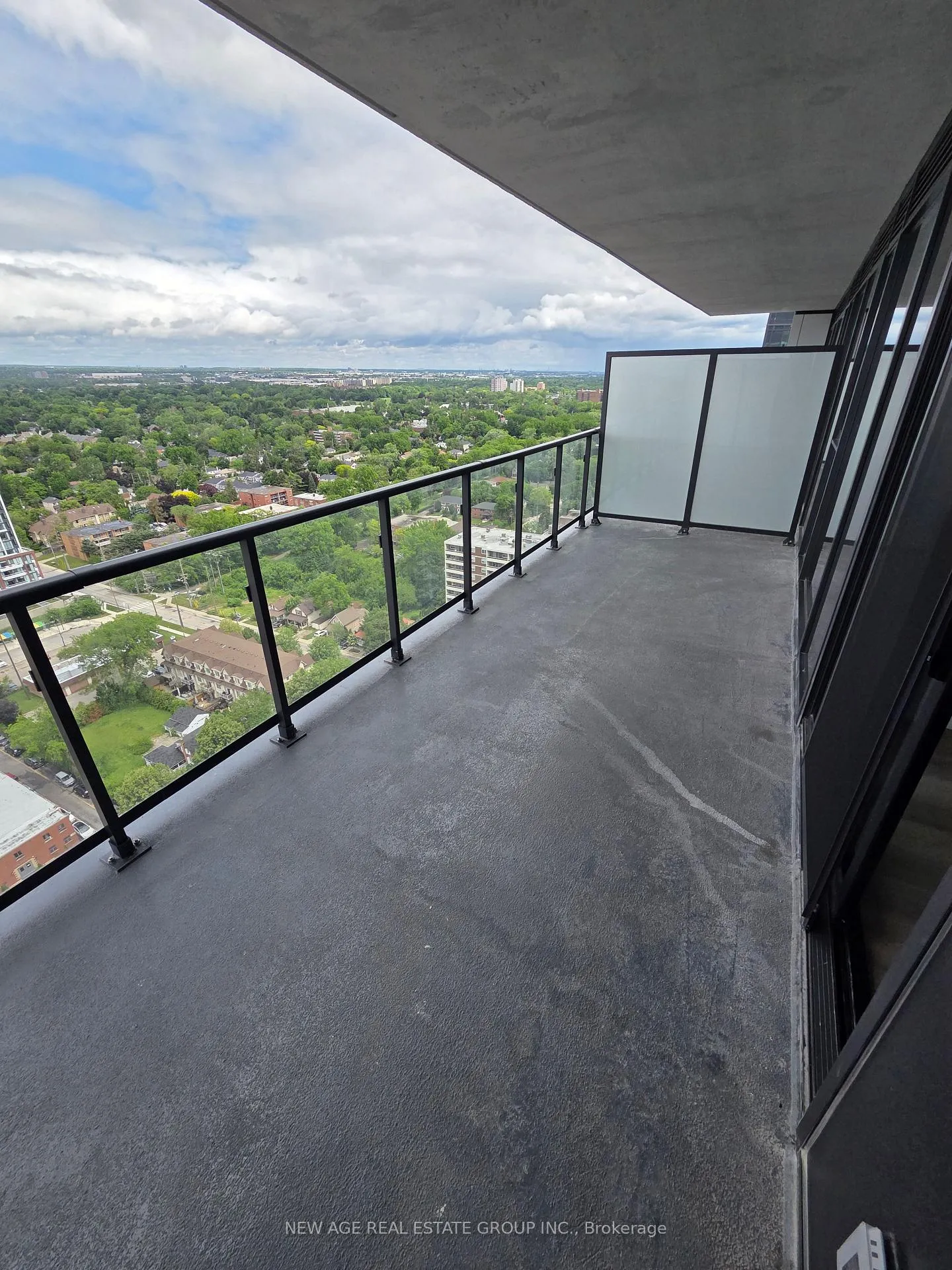 Photo 21 of Unit 2309, 2075 Lakeshore Road, Burlington, Brant — HOMEH