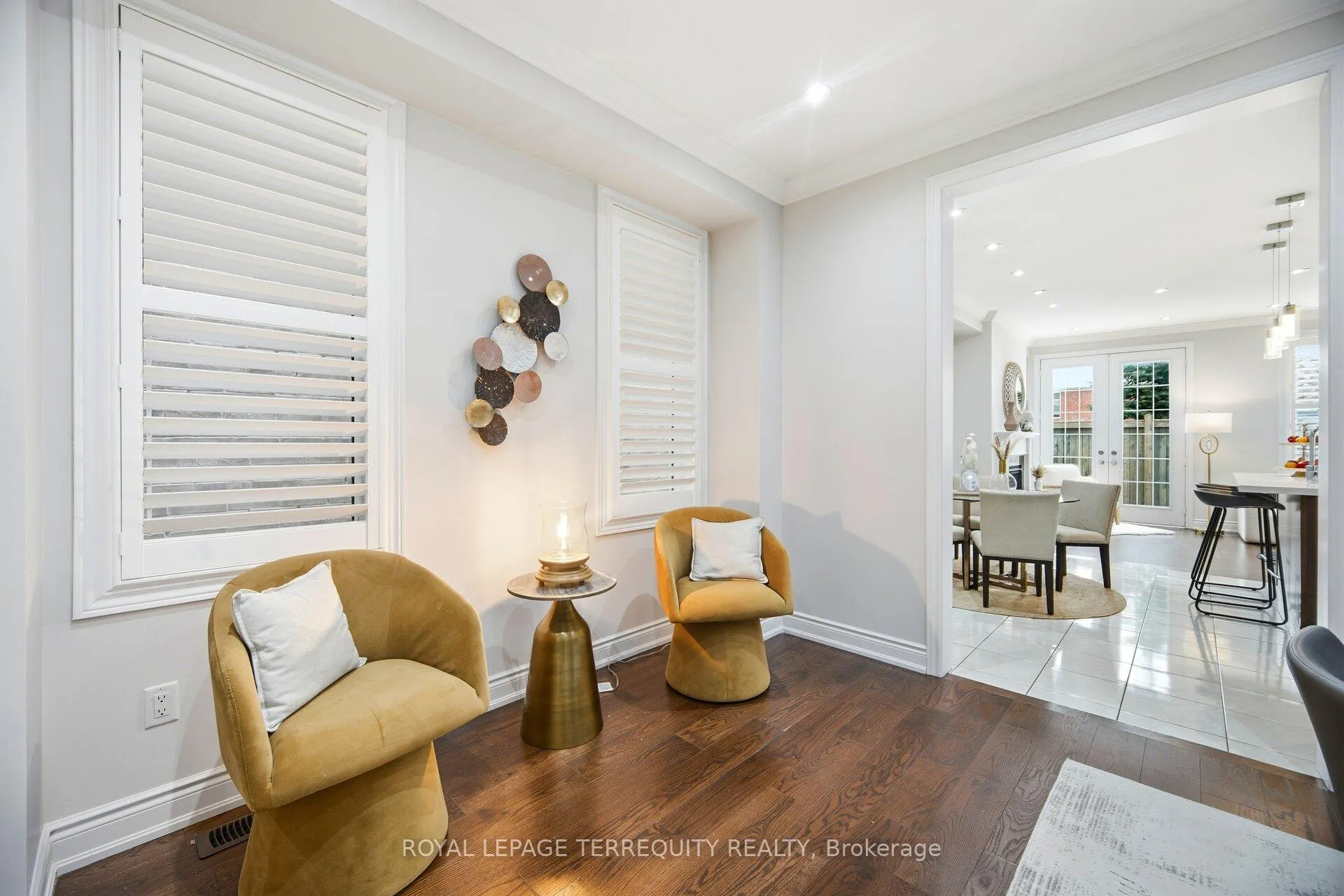 Photo 8 of 86 Hatton Garden Road, Vaughan, Vellore Village — HOMEH