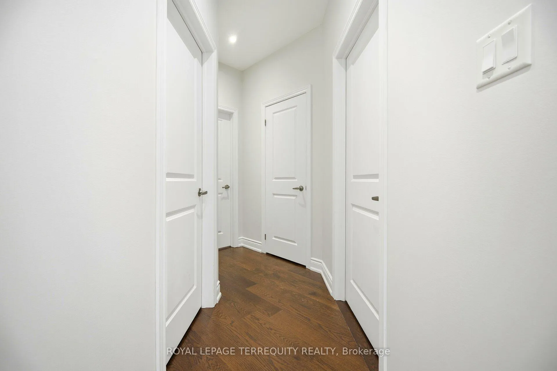 Photo 15 of 86 Hatton Garden Road, Vaughan, Vellore Village — HOMEH