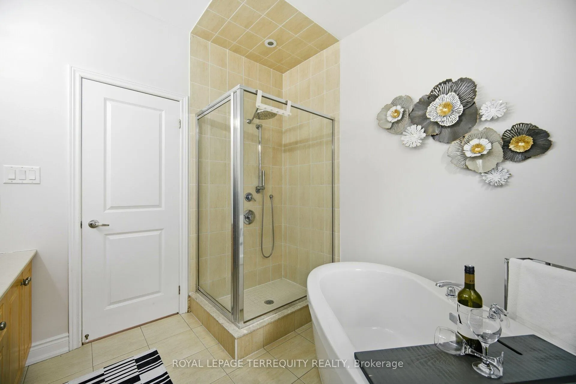 Photo 23 of 86 Hatton Garden Road, Vaughan, Vellore Village — HOMEH