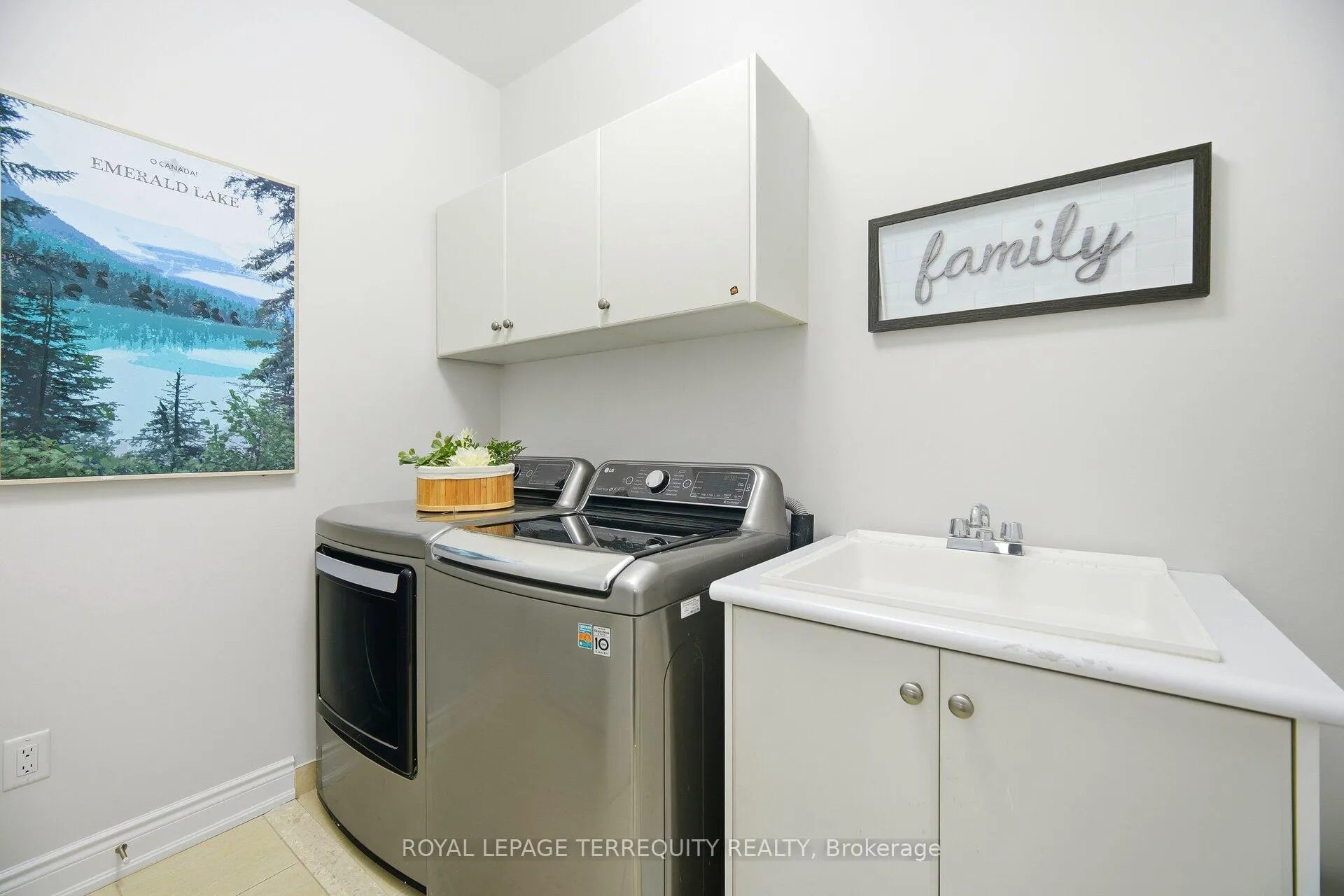 Photo 34 of 86 Hatton Garden Road, Vaughan, Vellore Village — HOMEH
