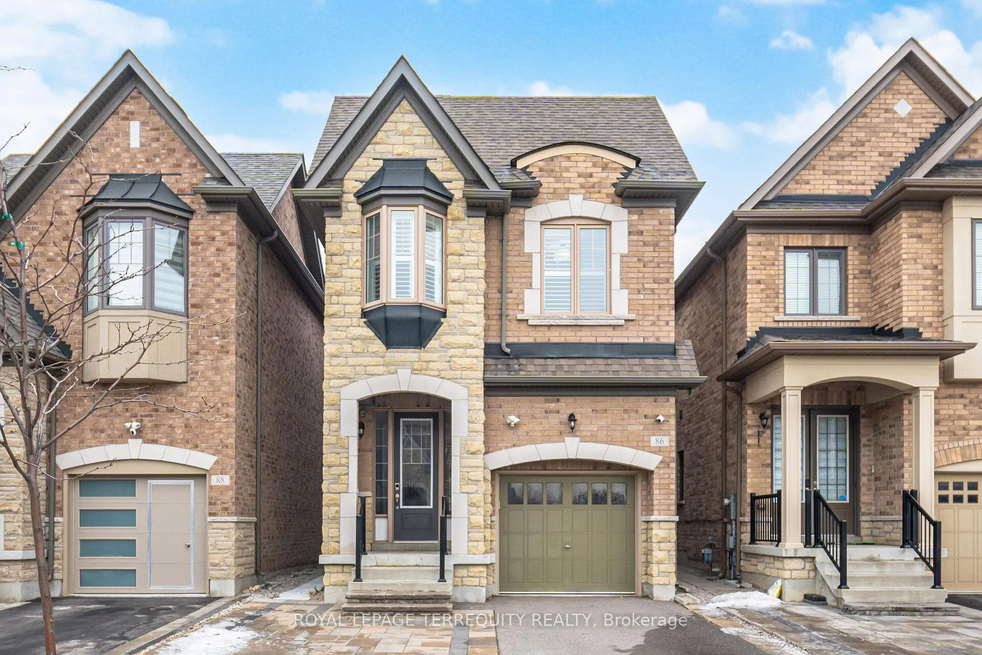 Photo 1 of 86 Hatton Garden Road, Vaughan, Vellore Village — HOMEH