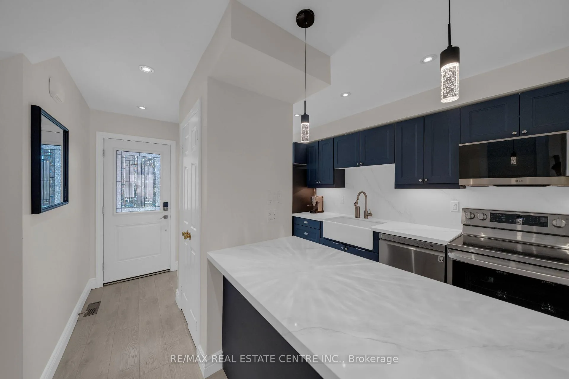 Photo 8 of Unit 45, 2915 Headon Forest Drive, Burlington, Headon — HOMEH