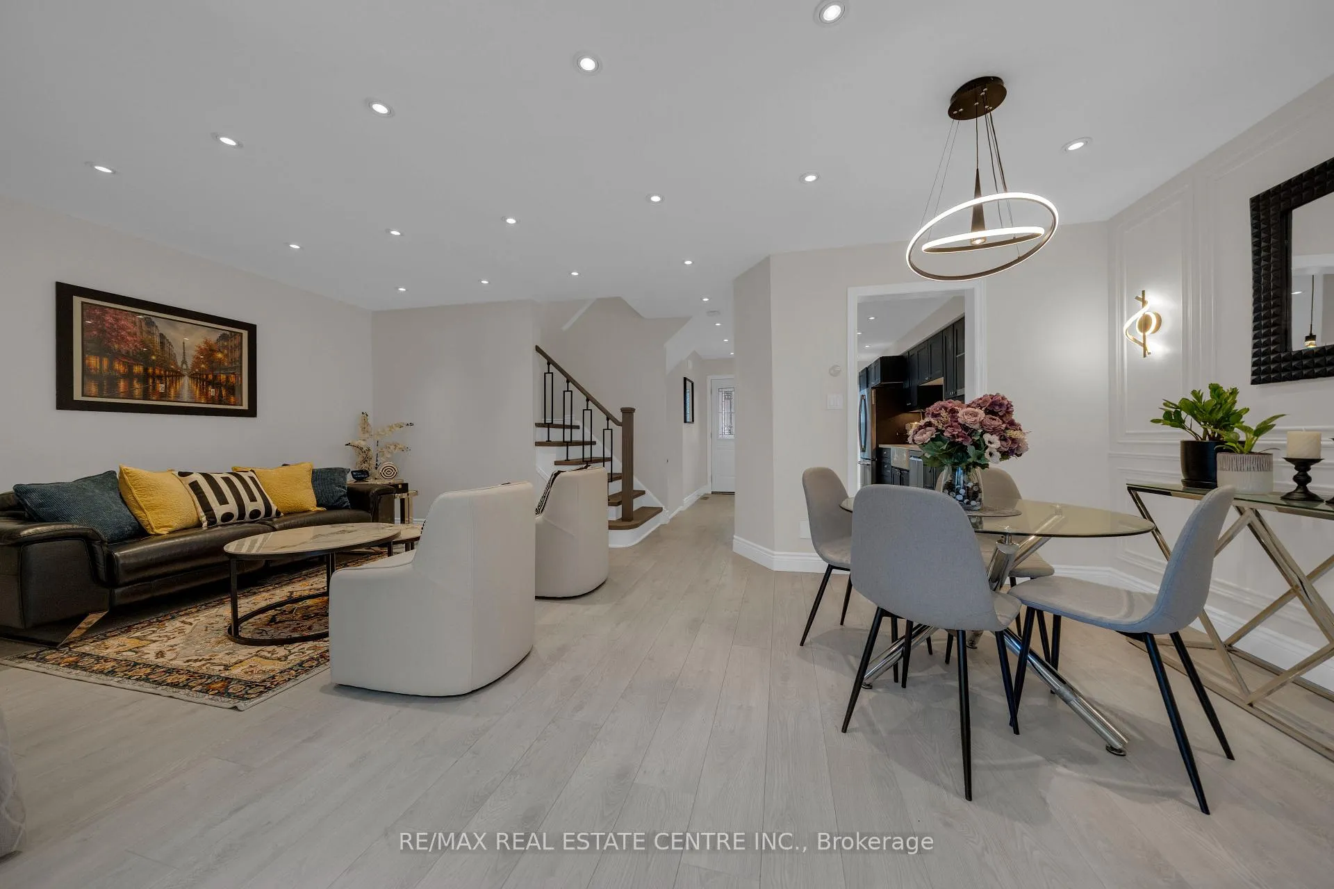 Photo 10 of Unit 45, 2915 Headon Forest Drive, Burlington, Headon — HOMEH