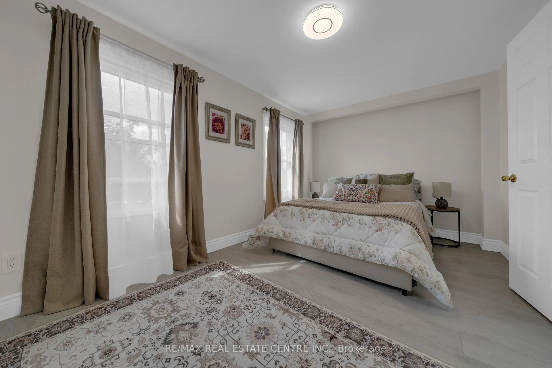 Photo 18 of Unit 45, 2915 Headon Forest Drive, Burlington, Headon — HOMEH