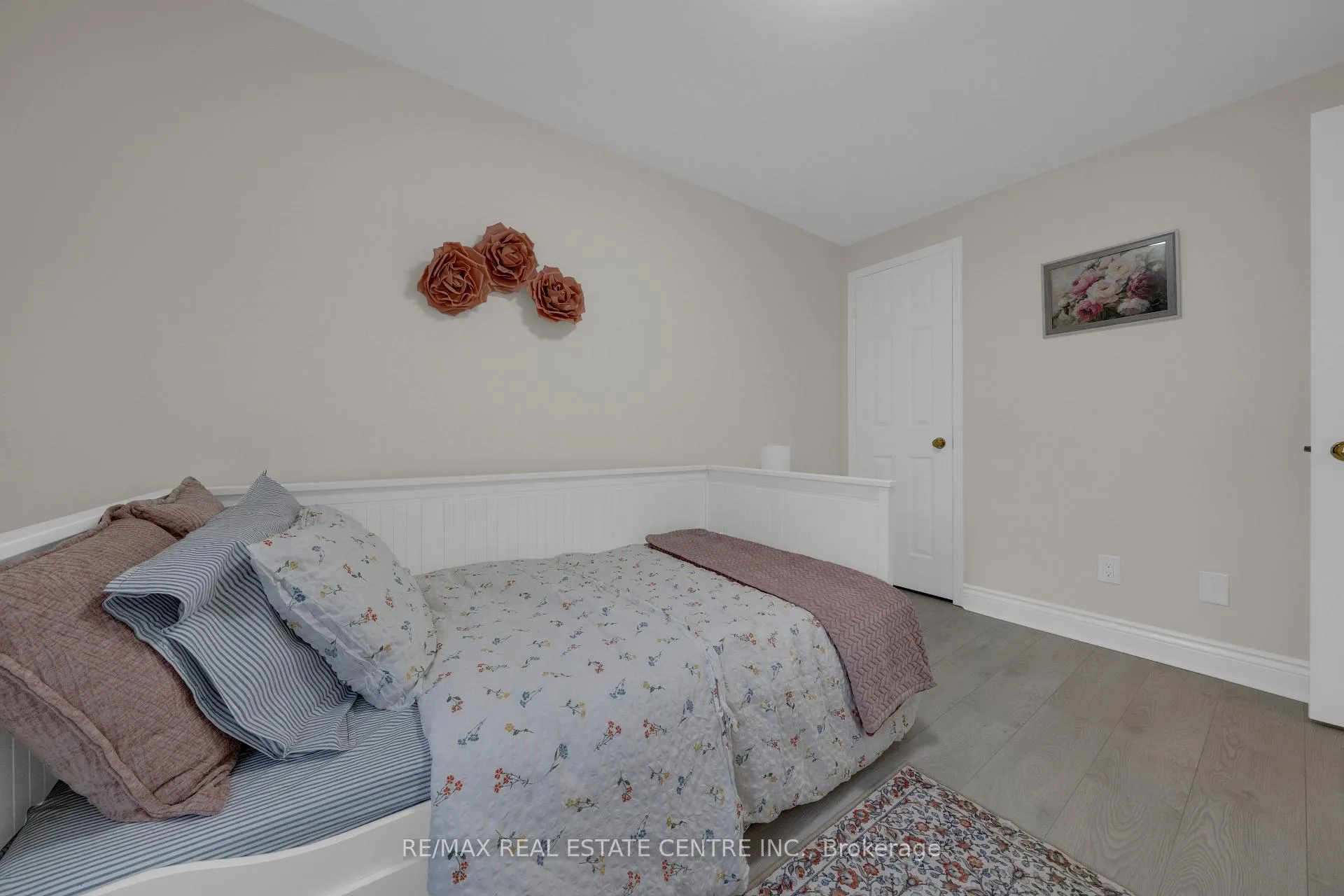 Photo 23 of Unit 45, 2915 Headon Forest Drive, Burlington, Headon — HOMEH