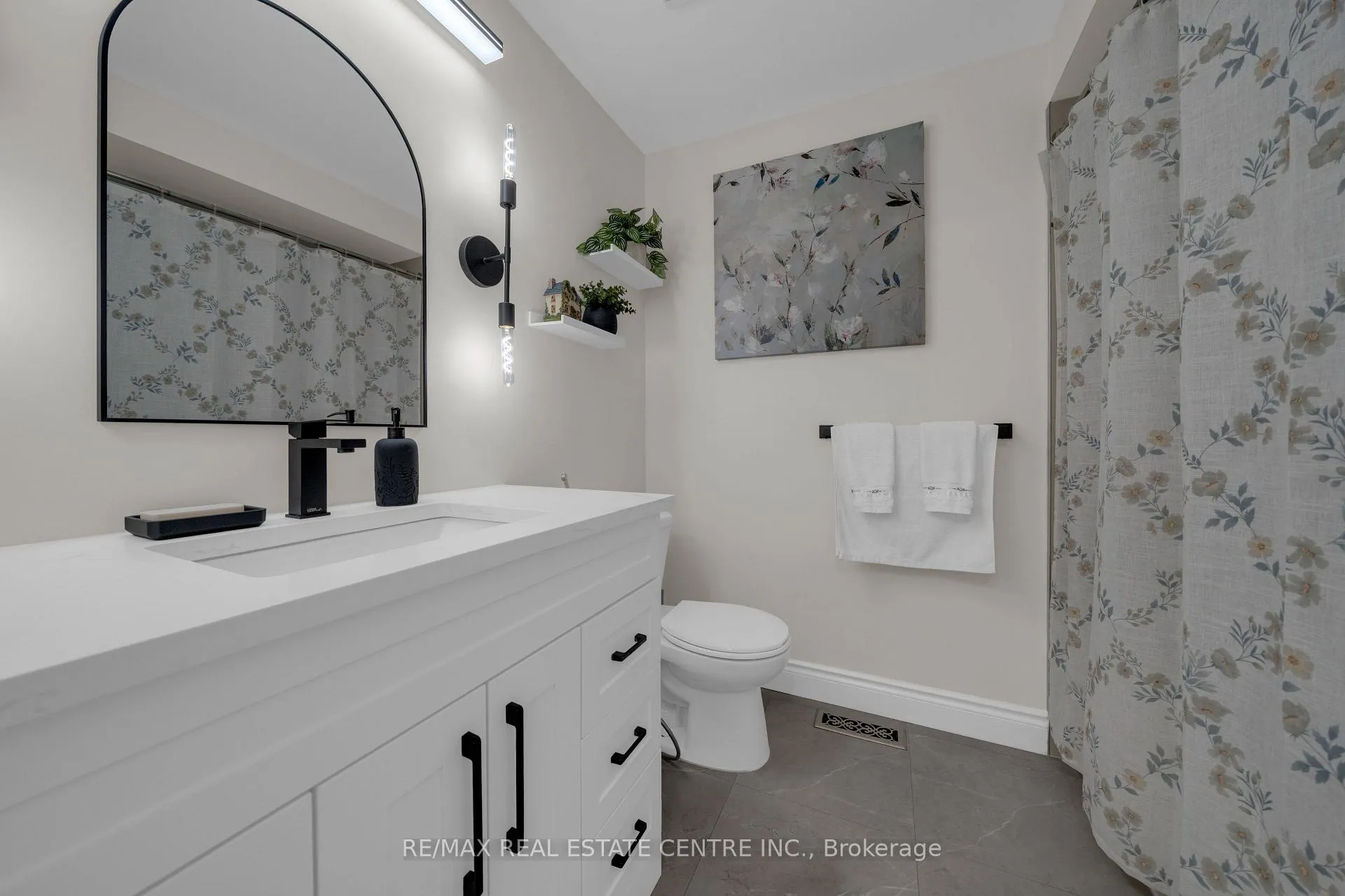 Photo 26 of Unit 45, 2915 Headon Forest Drive, Burlington, Headon — HOMEH