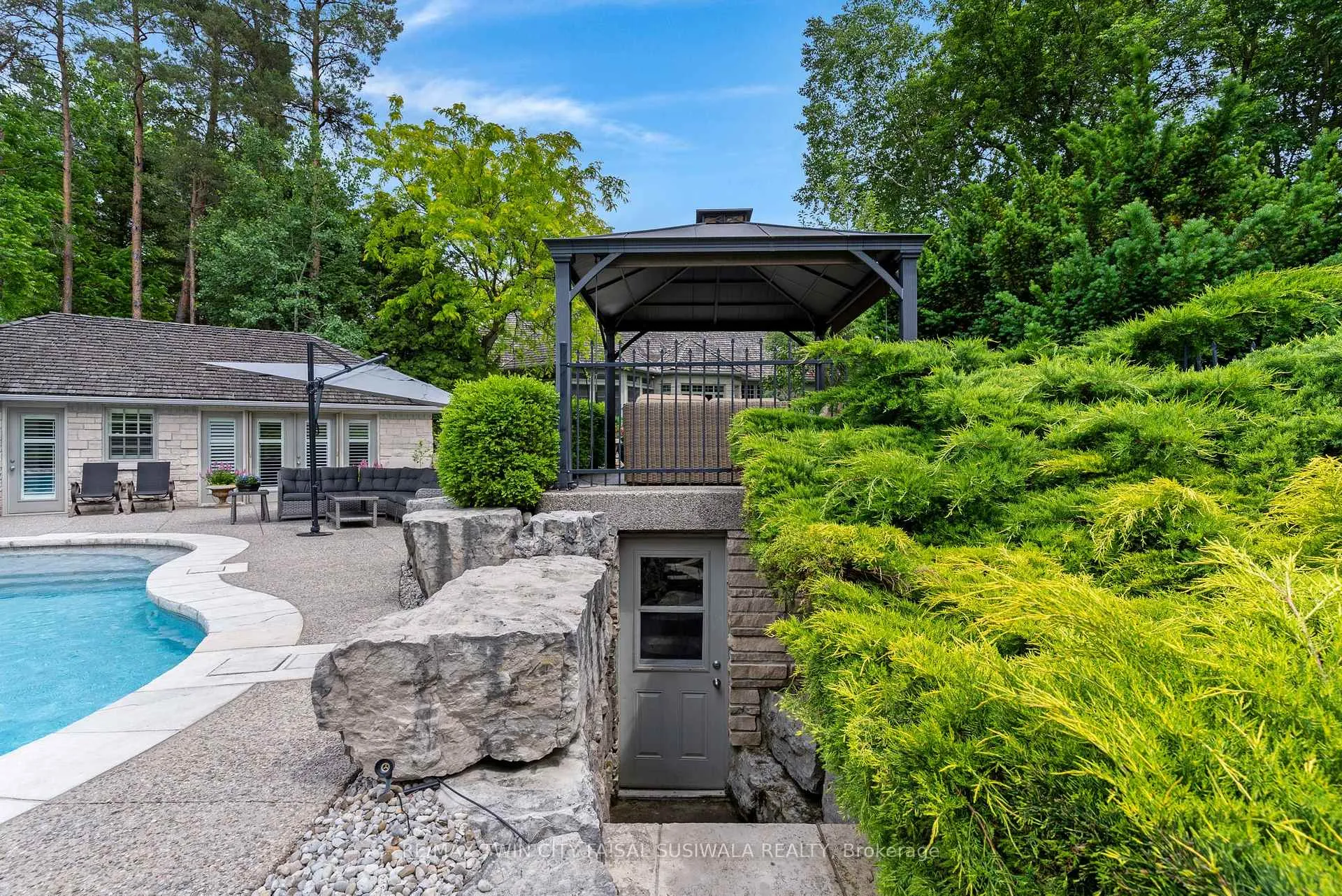 Photo 8 of 101 Deerpath Road, Cambridge, Sheldon-Conestoga — HOMEH