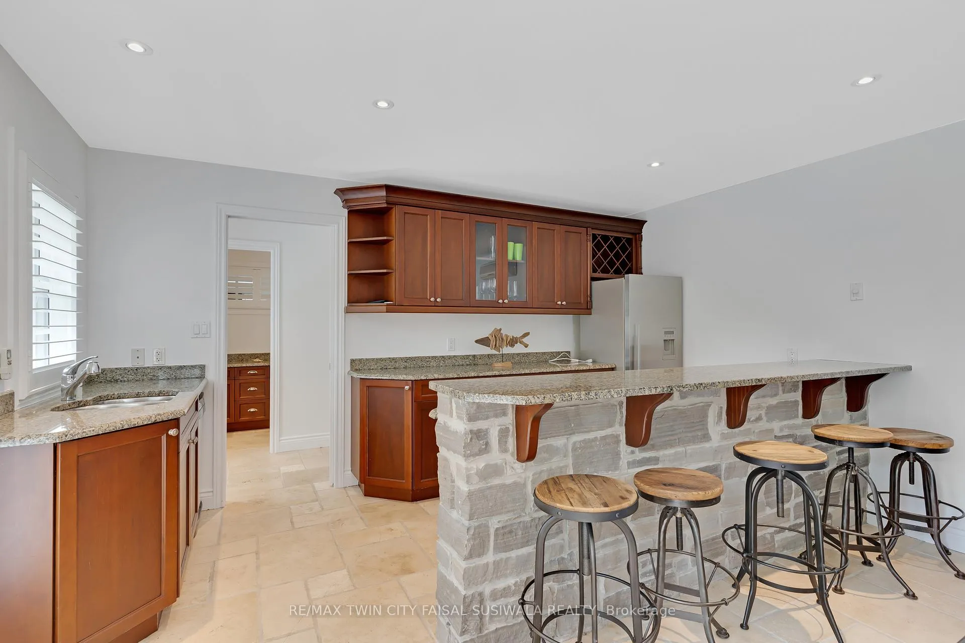 Photo 12 of 101 Deerpath Road, Cambridge, Sheldon-Conestoga — HOMEH