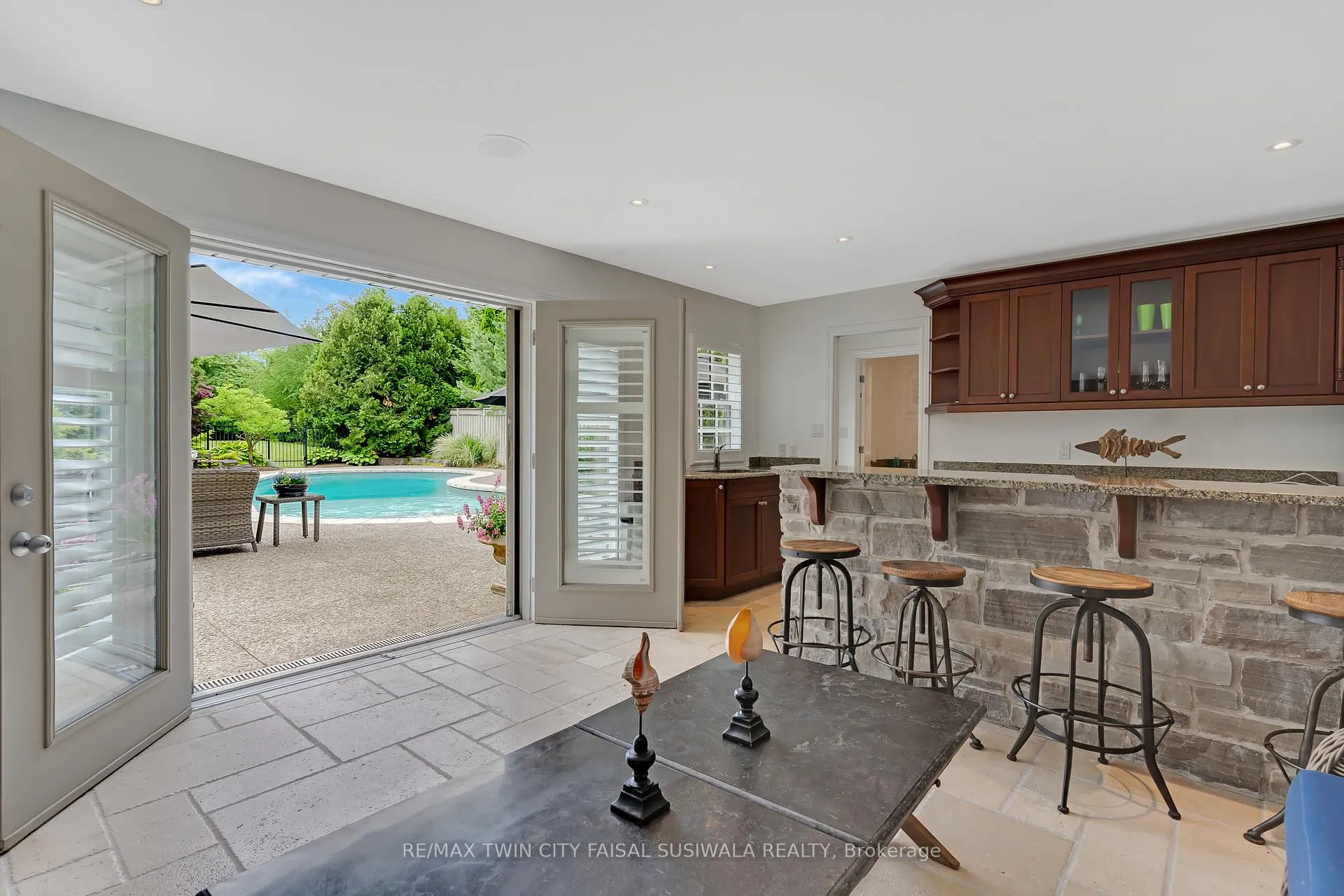 Photo 13 of 101 Deerpath Road, Cambridge, Sheldon-Conestoga — HOMEH
