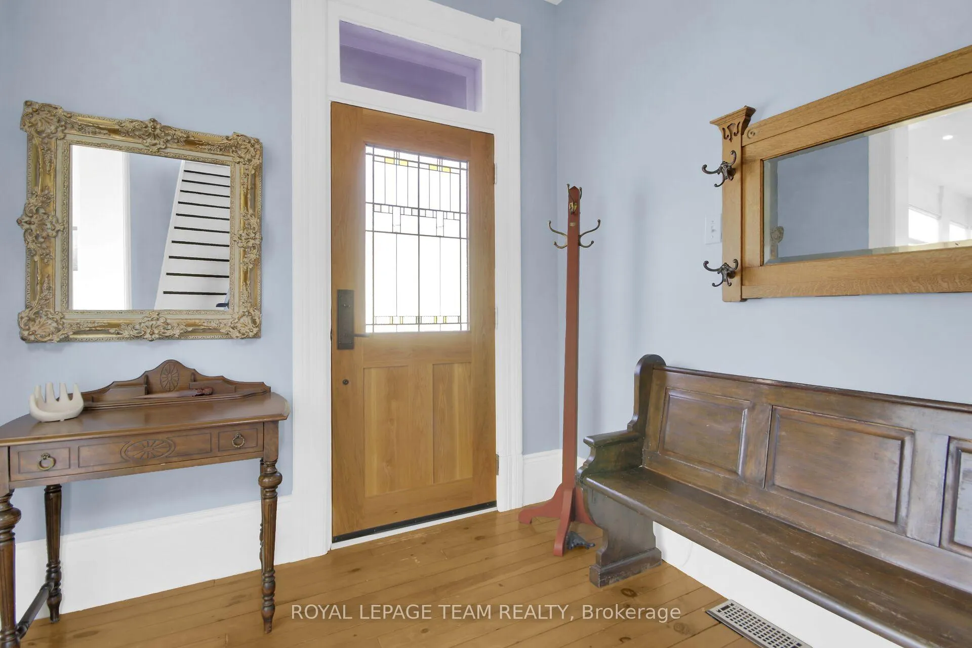Photo 2 of 154 Lake Avenue E, Carleton Place, Carleton Place — HOMEH