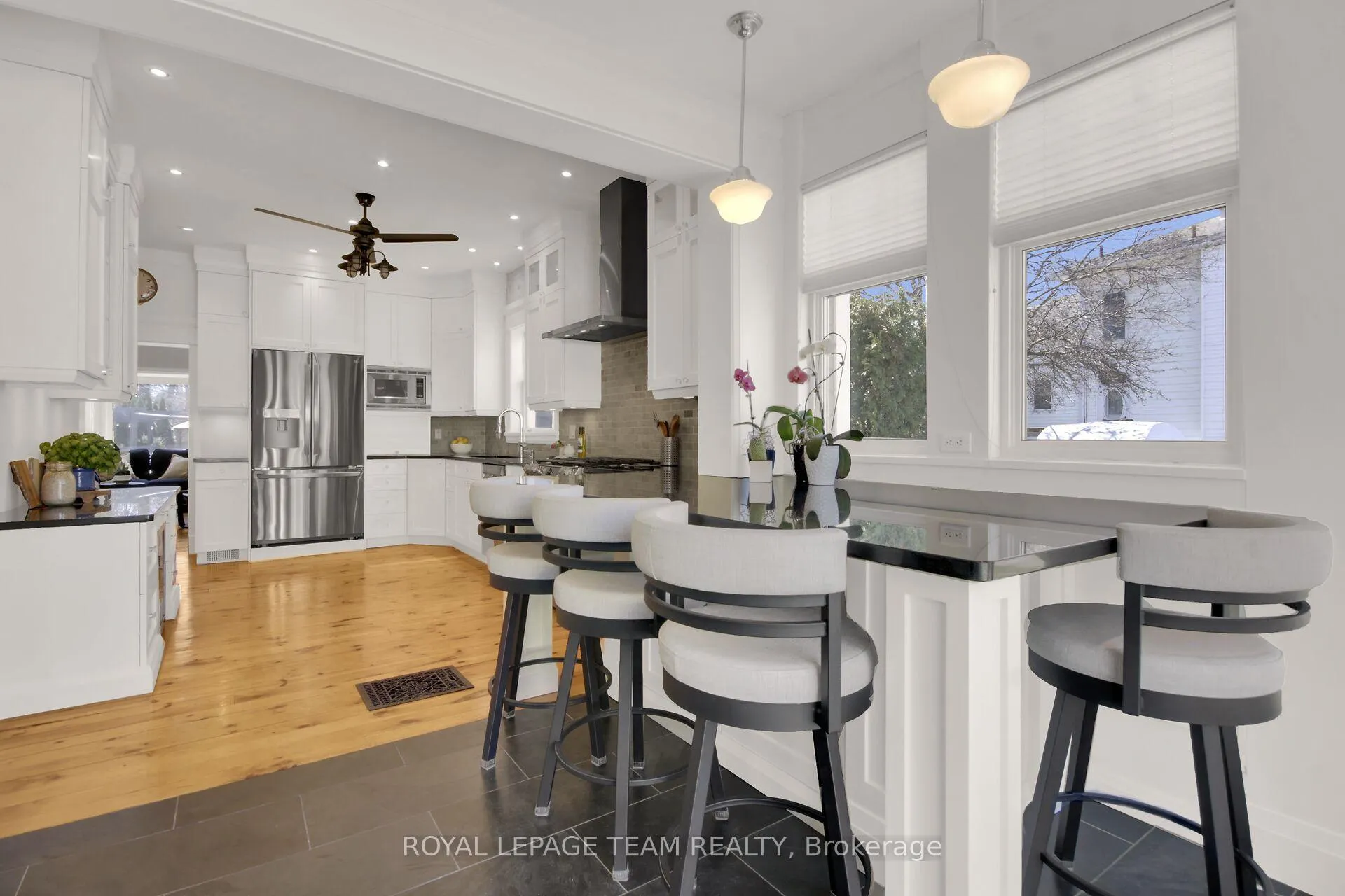Photo 10 of 154 Lake Avenue E, Carleton Place, Carleton Place — HOMEH