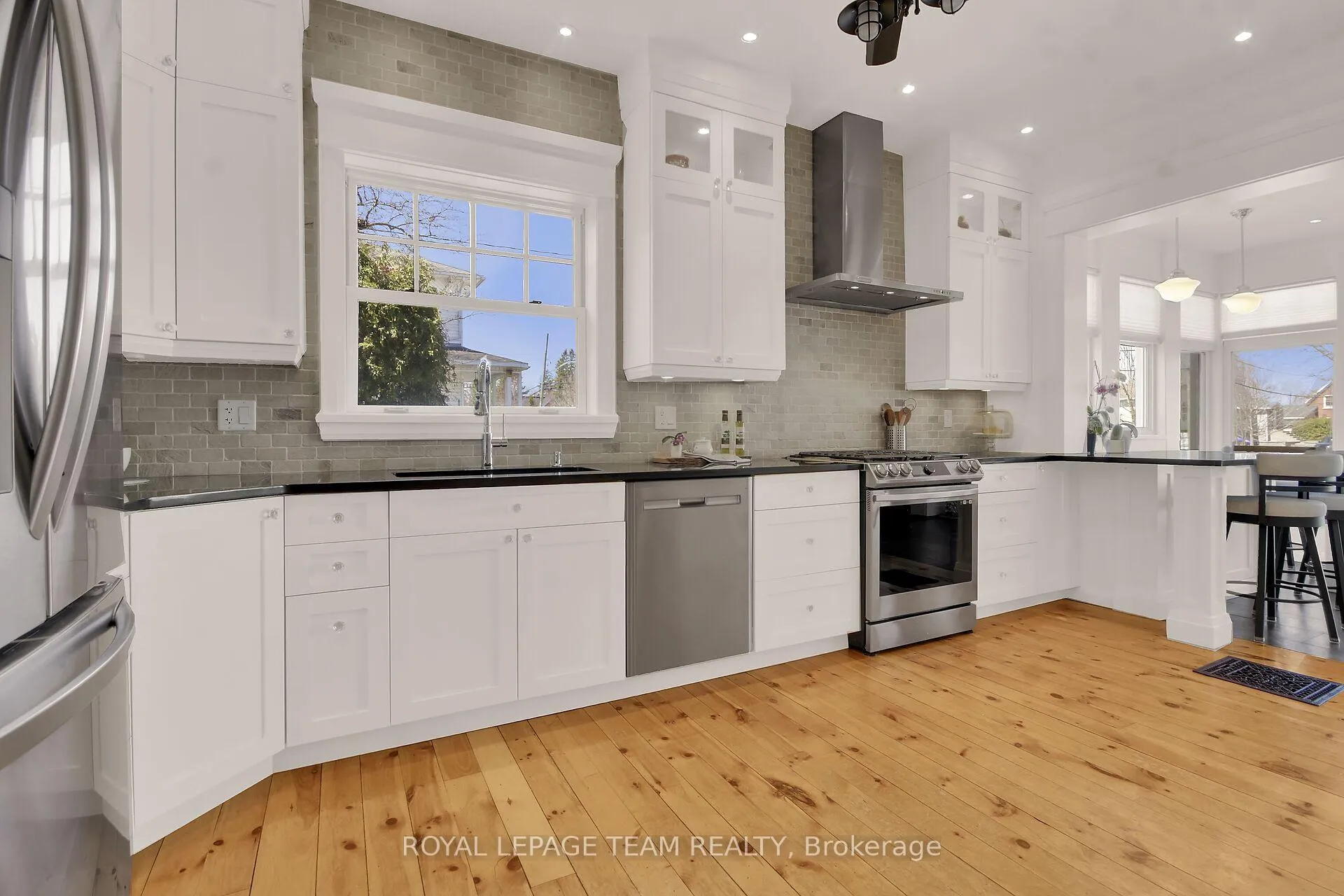 Photo 14 of 154 Lake Avenue E, Carleton Place, Carleton Place — HOMEH