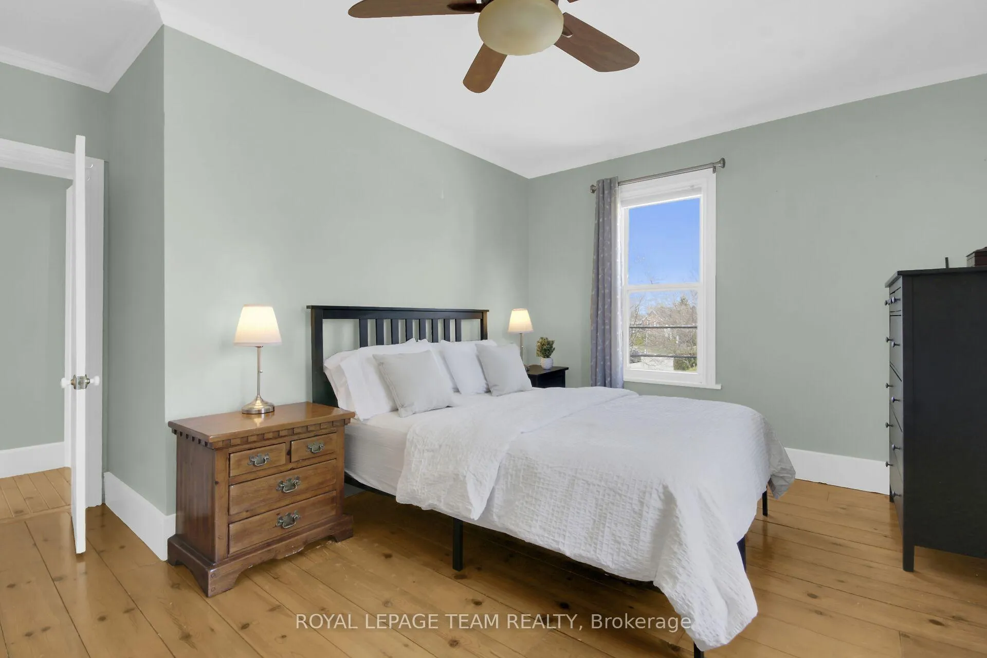 Photo 24 of 154 Lake Avenue E, Carleton Place, Carleton Place — HOMEH
