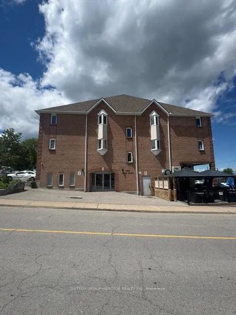 Photo 3 of 108 Water Street, Scugog, Port Perry — HOMEH