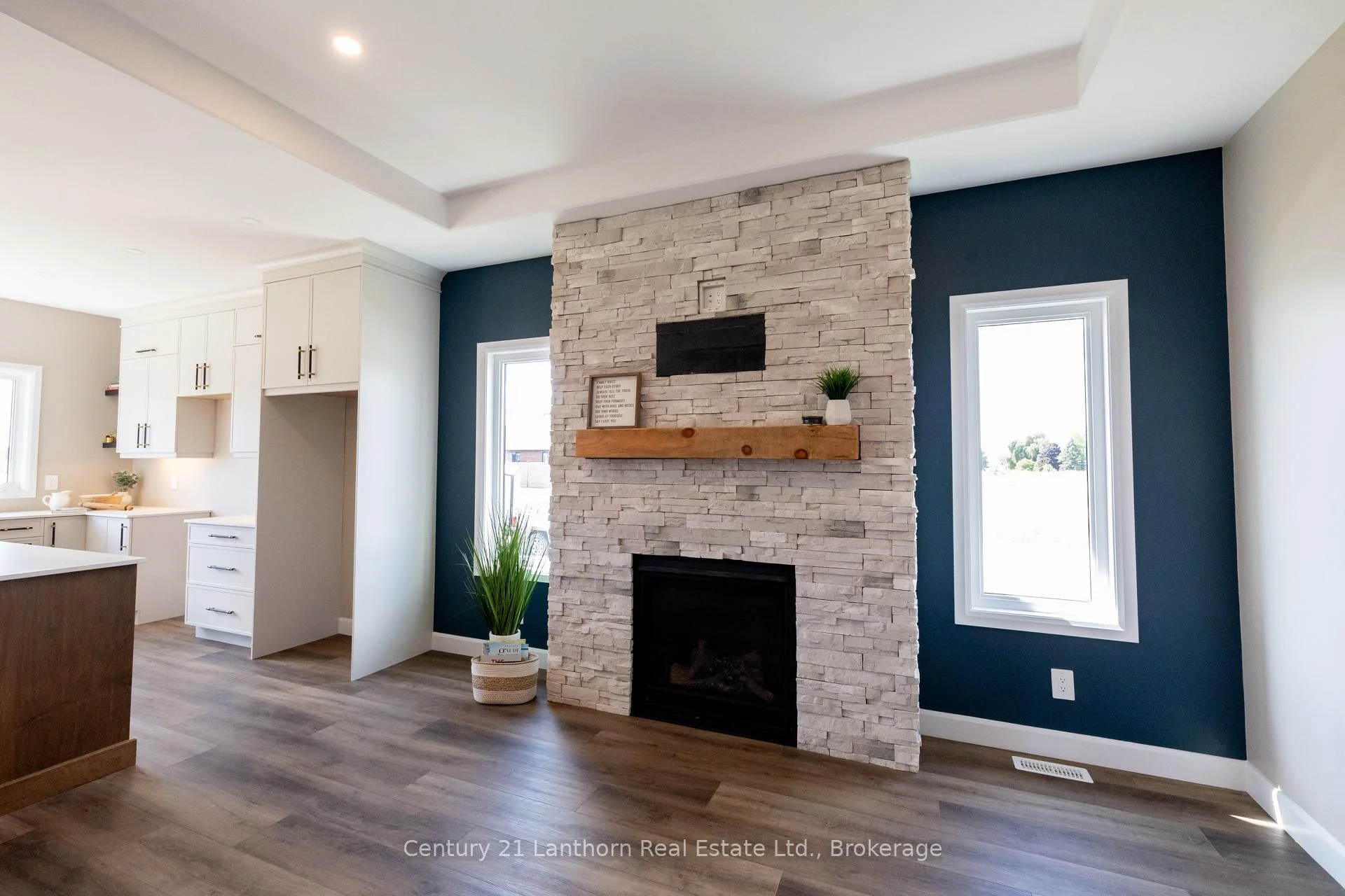 Photo 10 of 74 Hastings Park Drive, Belleville, Belleville Ward — HOMEH