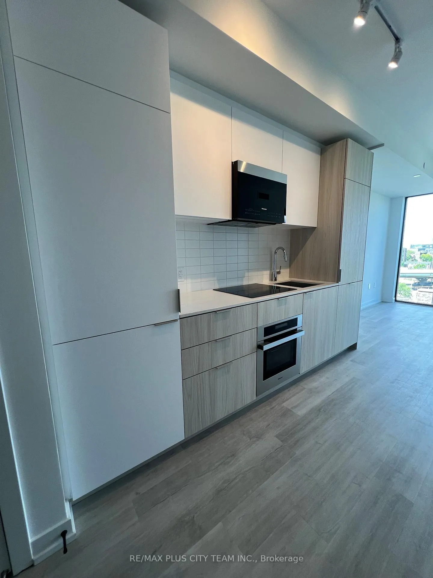 Photo 6 of Unit 707, 28 Eastern Avenue, Toronto, Moss Park — HOMEH