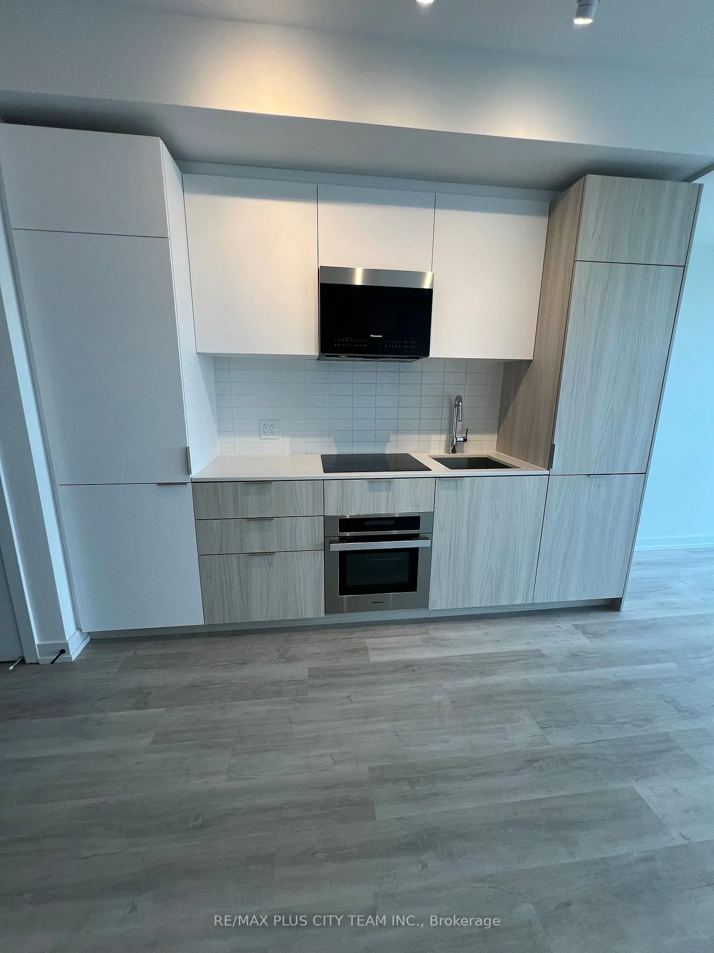 Photo 7 of Unit 707, 28 Eastern Avenue, Toronto, Moss Park — HOMEH