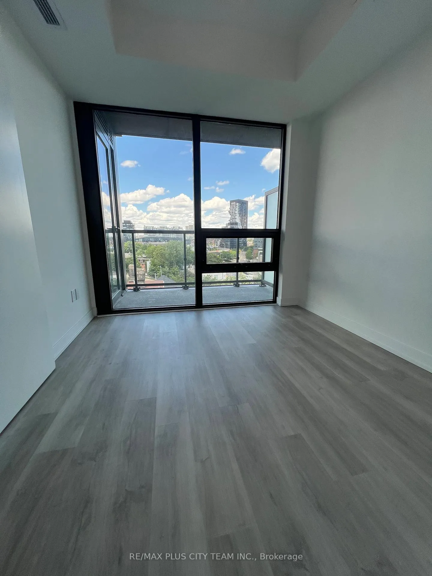 Photo 10 of Unit 707, 28 Eastern Avenue, Toronto, Moss Park — HOMEH