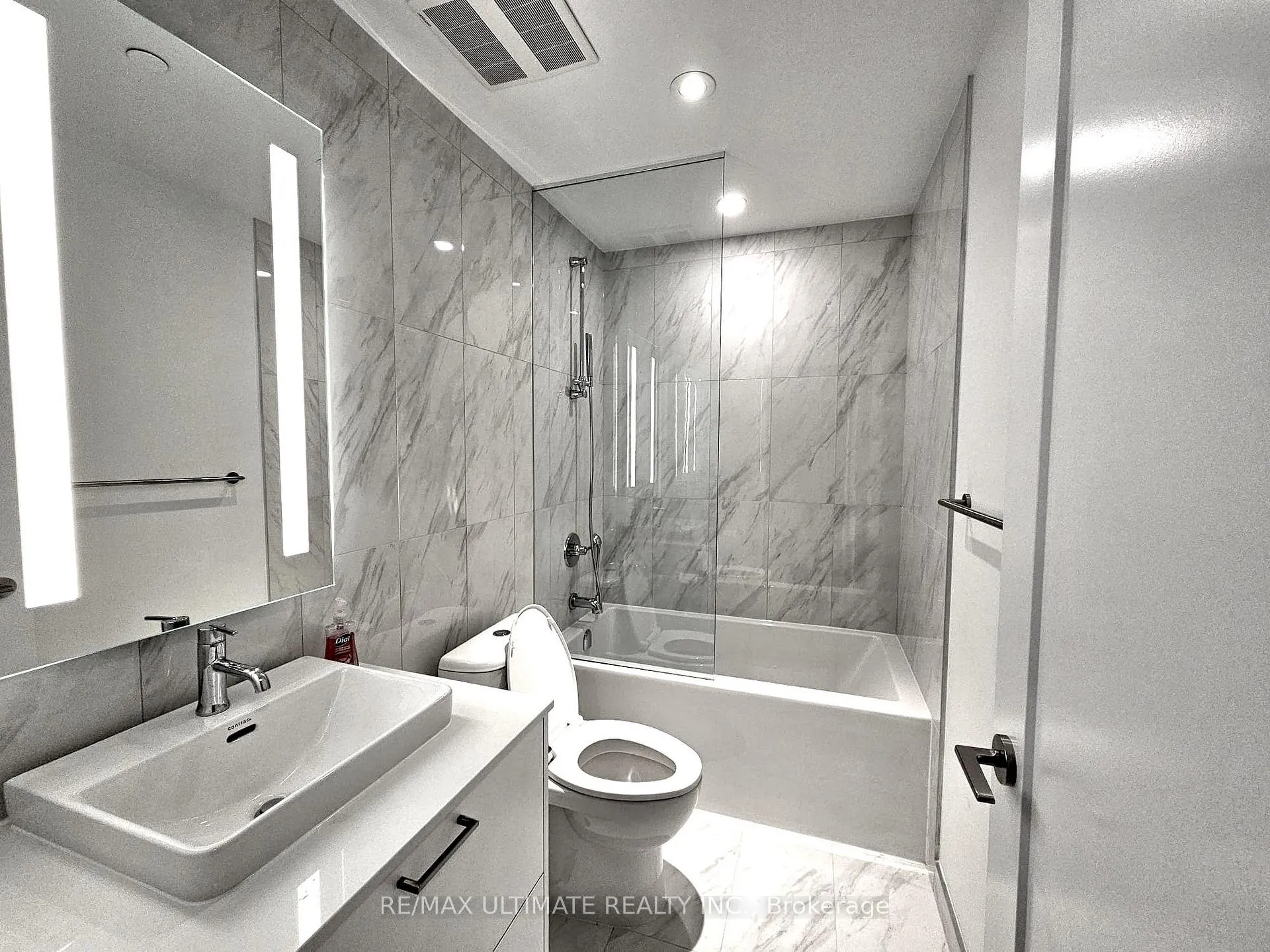 Photo 7 of Unit 1303, 470 Front Street W, Toronto, Waterfront Communities — HOMEH