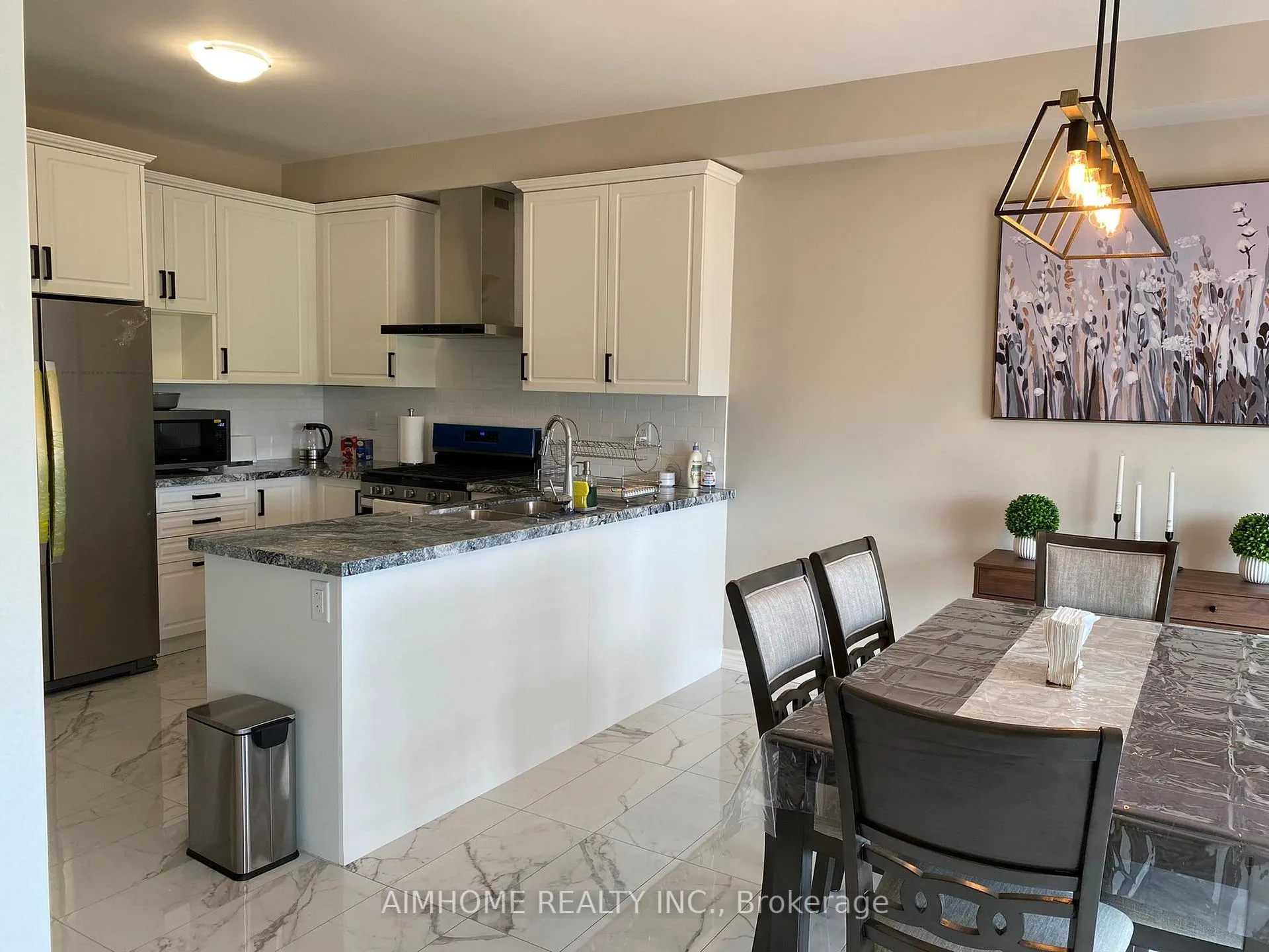 Photo 2 of 218 Prescott Drive, Clearview, Stayner — HOMEH
