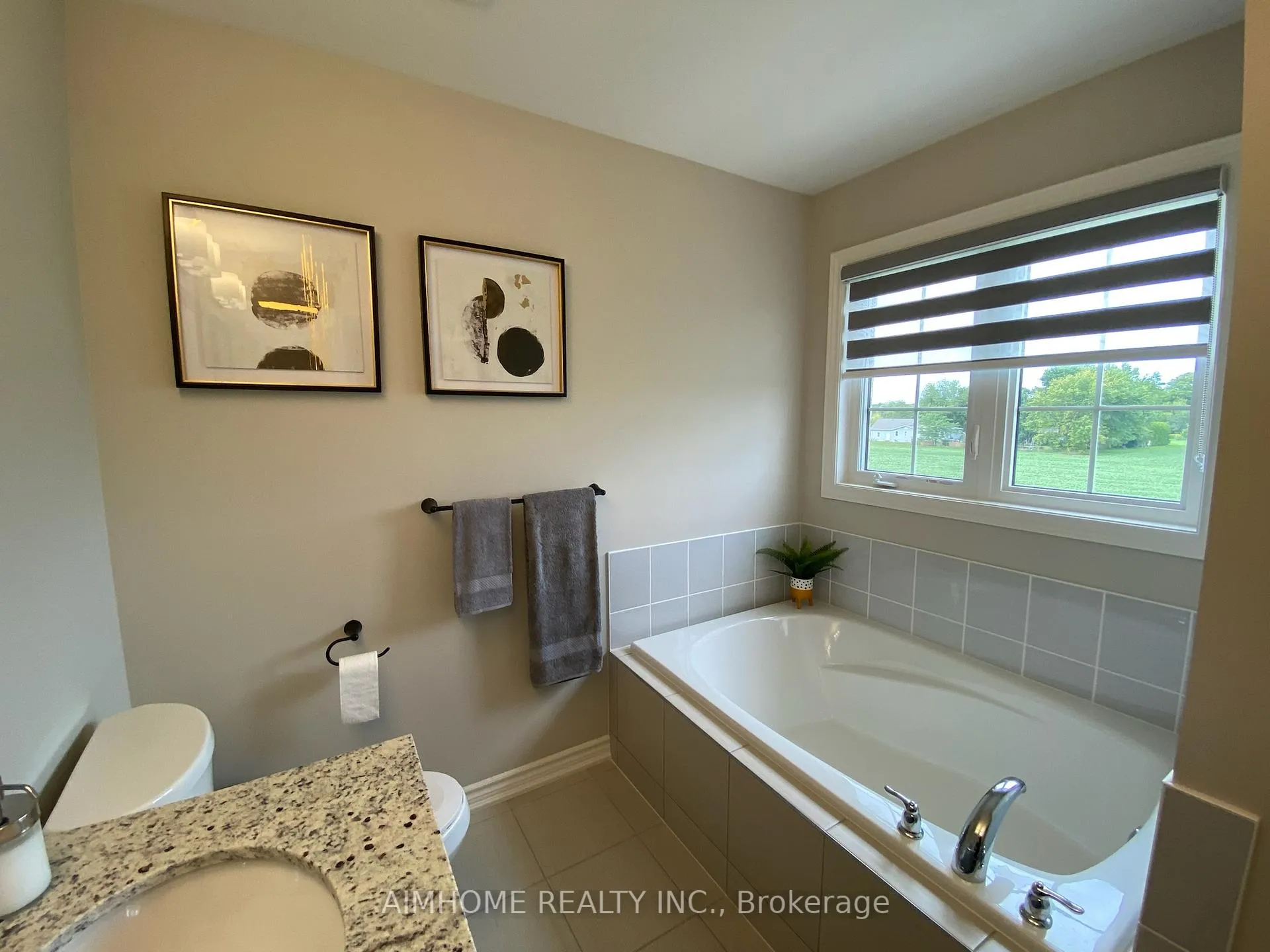 Photo 23 of 218 Prescott Drive, Clearview, Stayner — HOMEH