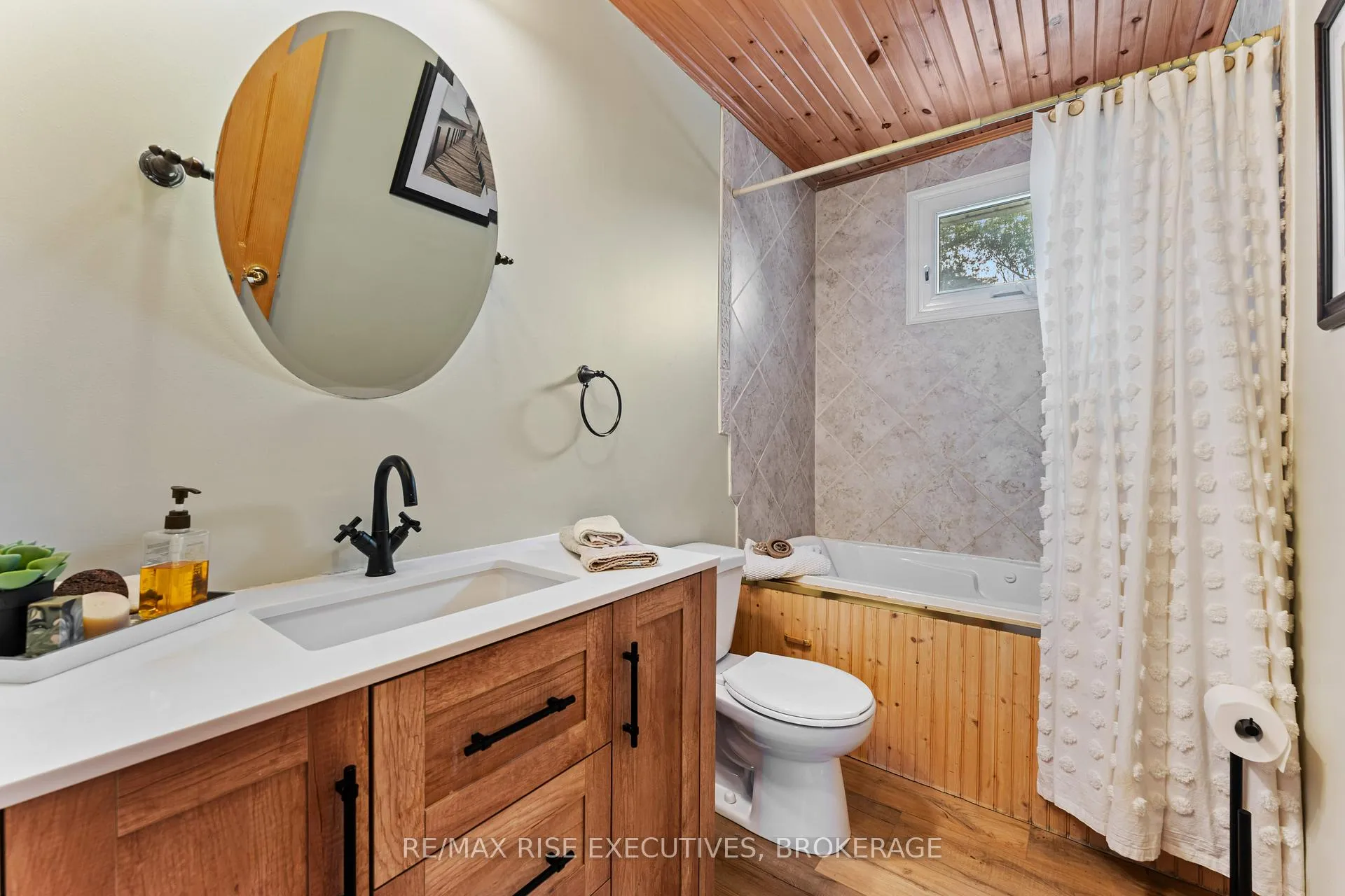 Photo 22 of 6862 Smith Lane, Frontenac, Frontenac South — HOMEH