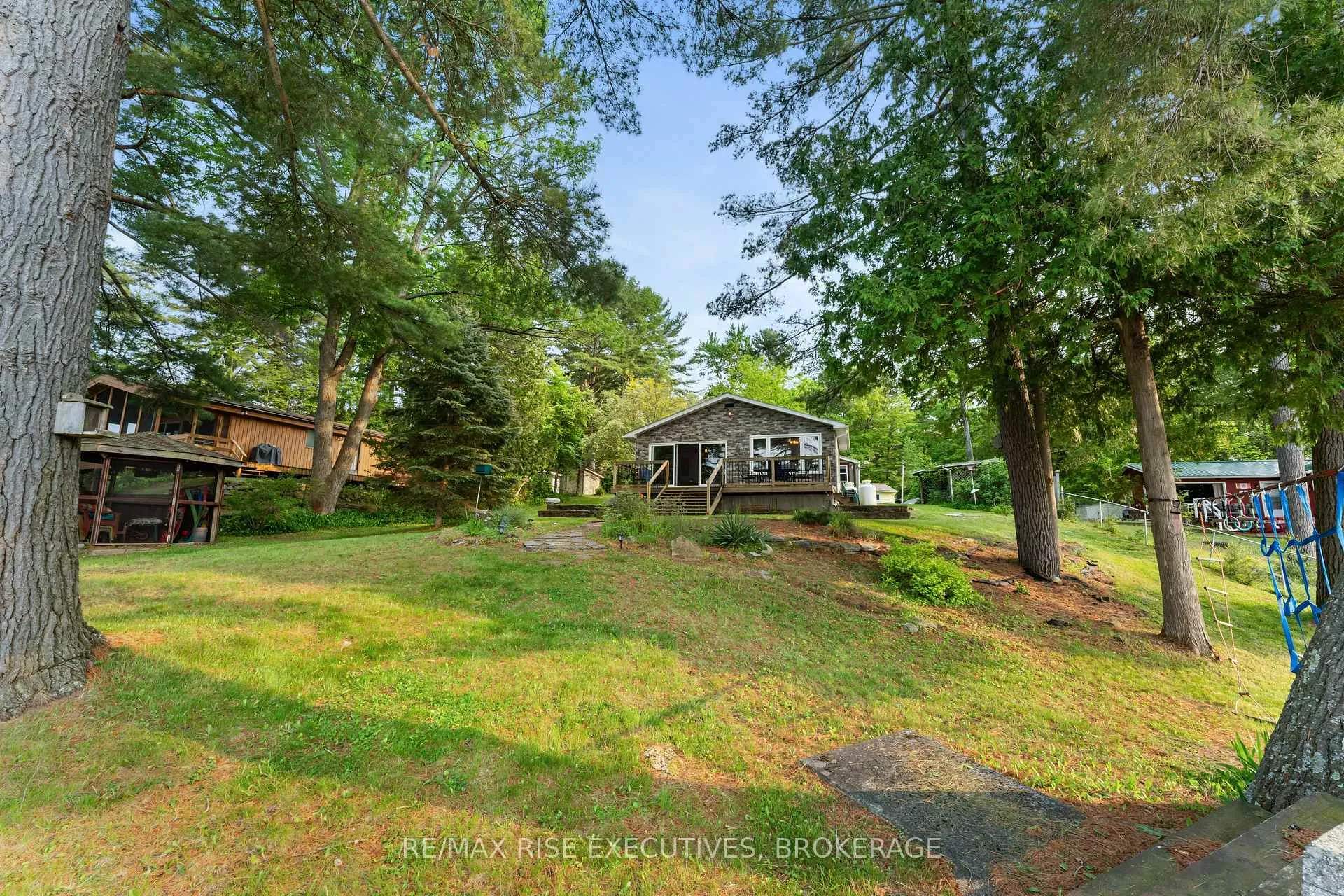 Photo 31 of 6862 Smith Lane, Frontenac, Frontenac South — HOMEH