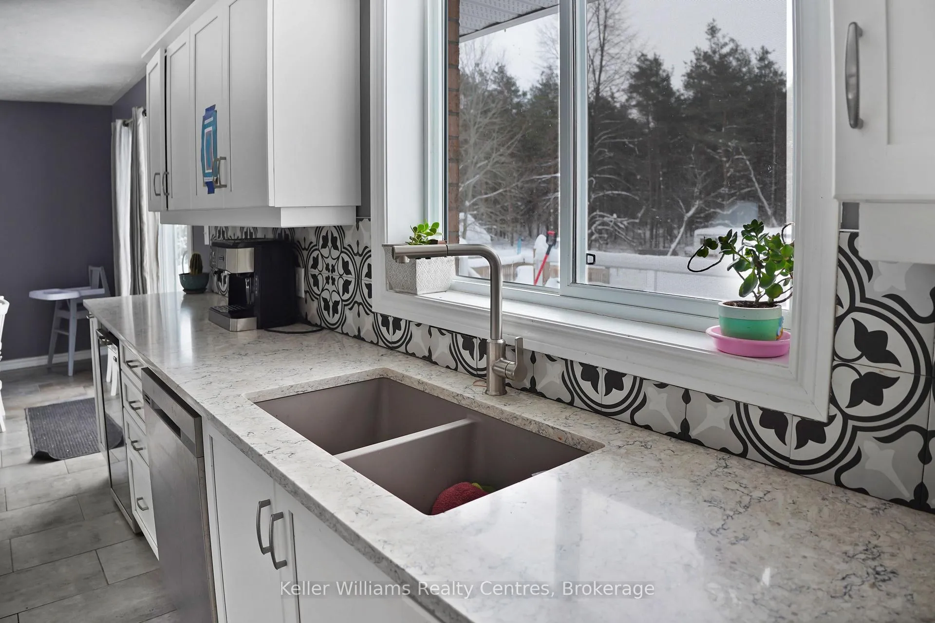 Photo 13 of 27 Pine Tree Drive, South Bruce Peninsula — HOMEH
