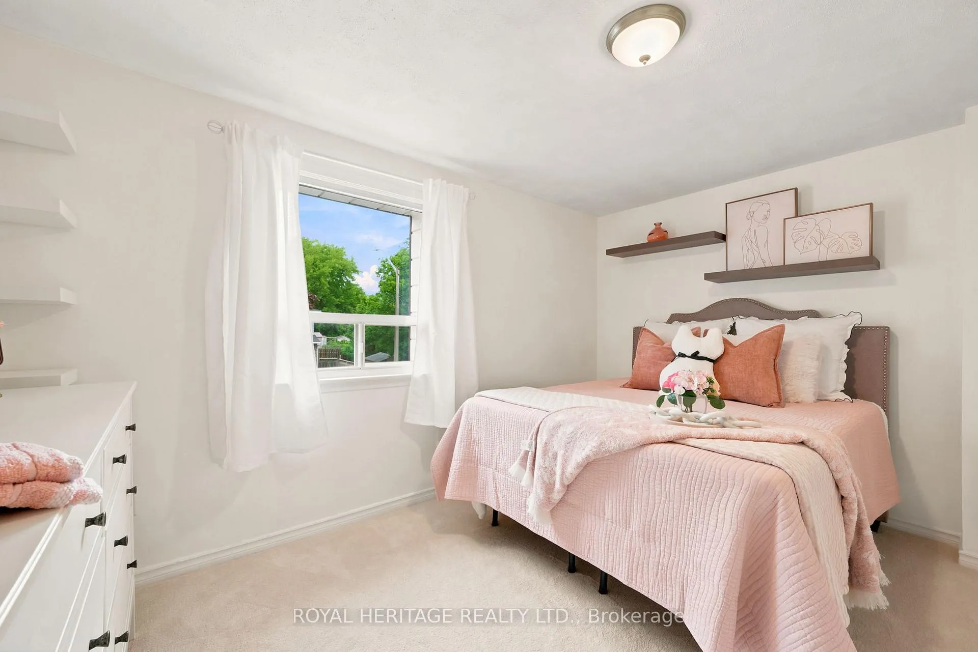 Photo 16 of 518 Crestwood Drive, Oshawa, O'Neill — HOMEH