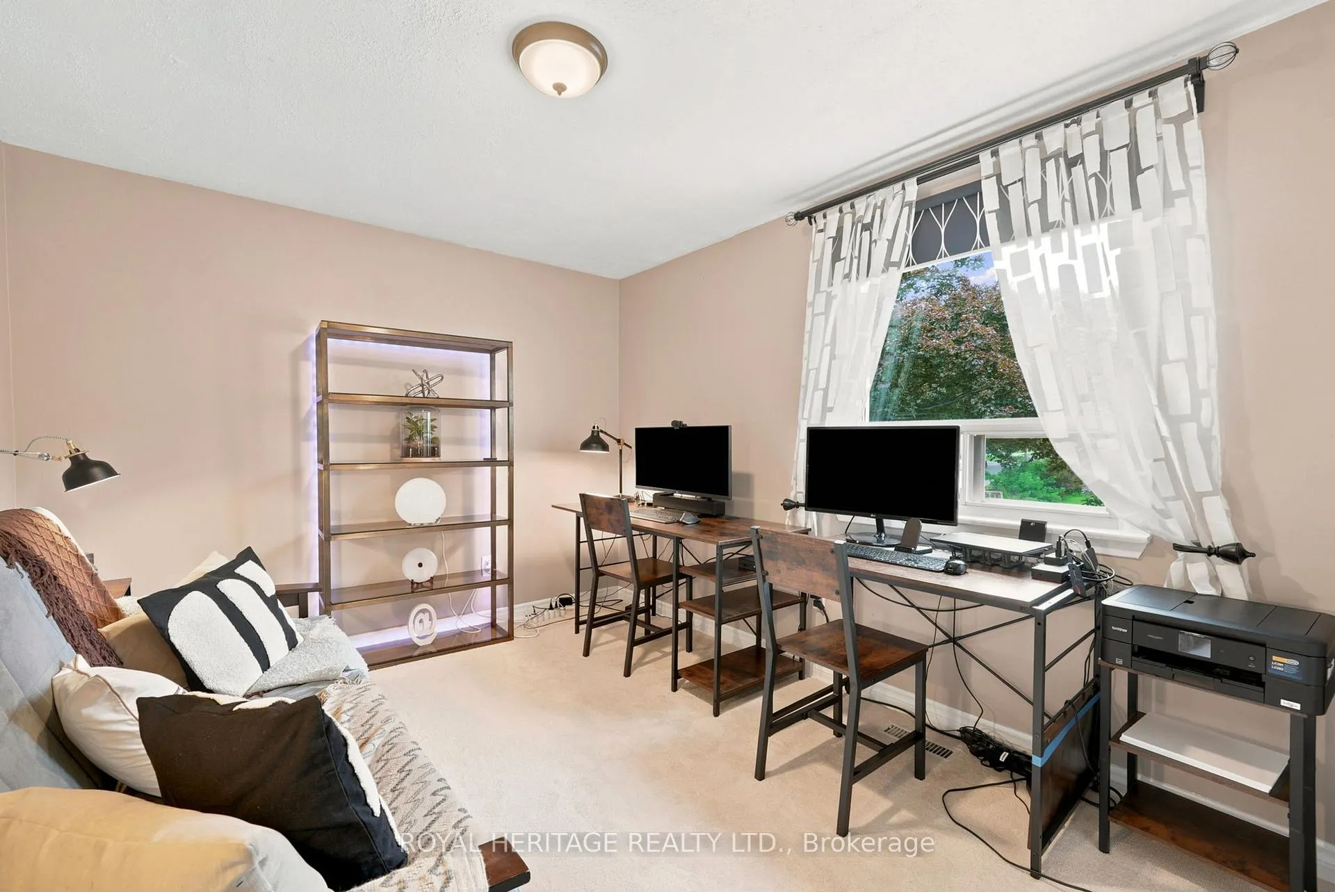 Photo 18 of 518 Crestwood Drive, Oshawa, O'Neill — HOMEH