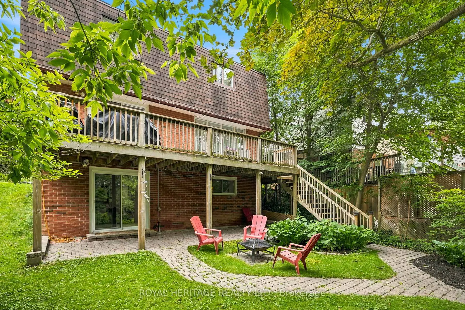 Photo 27 of 518 Crestwood Drive, Oshawa, O'Neill — HOMEH