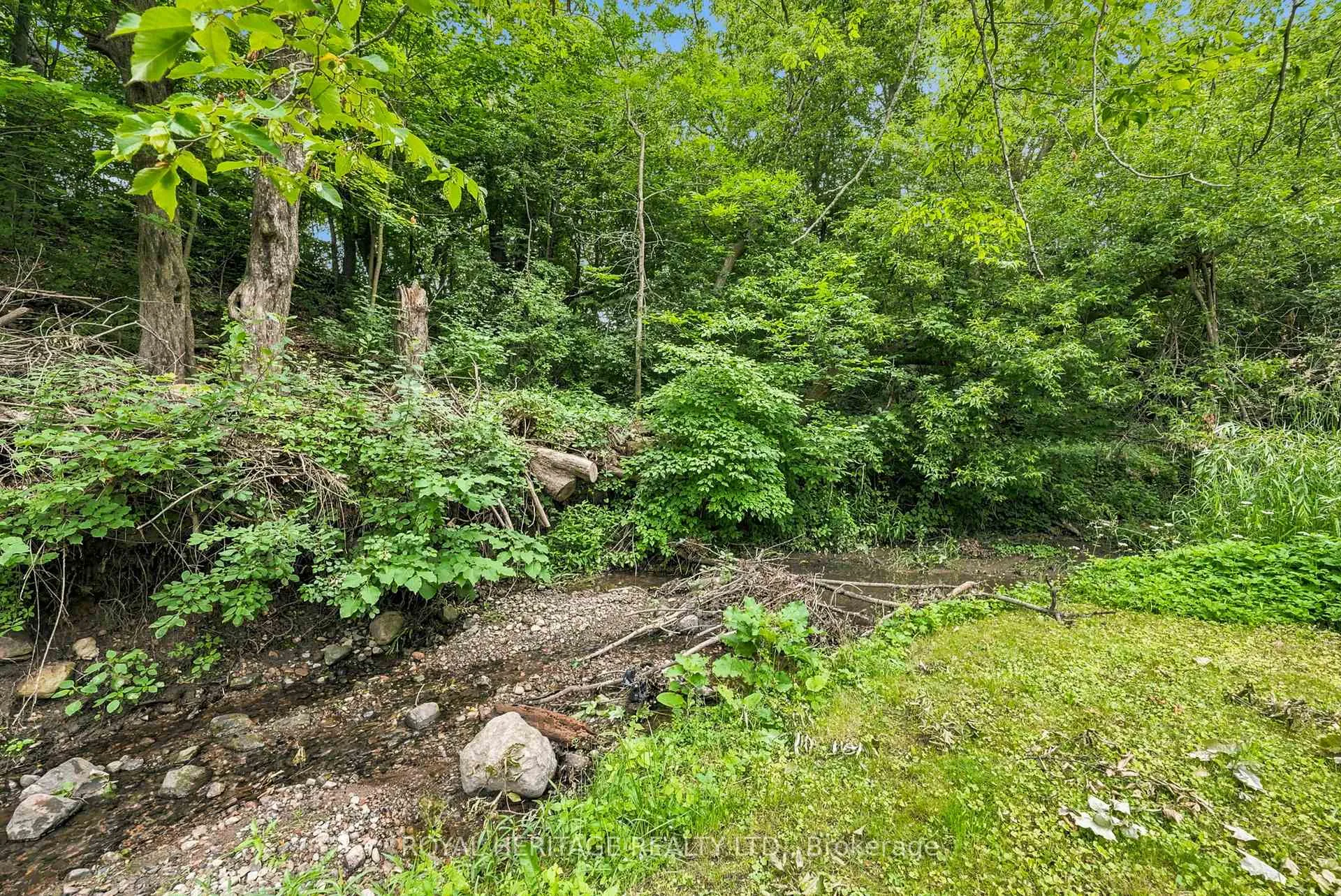 Photo 35 of 518 Crestwood Drive, Oshawa, O'Neill — HOMEH