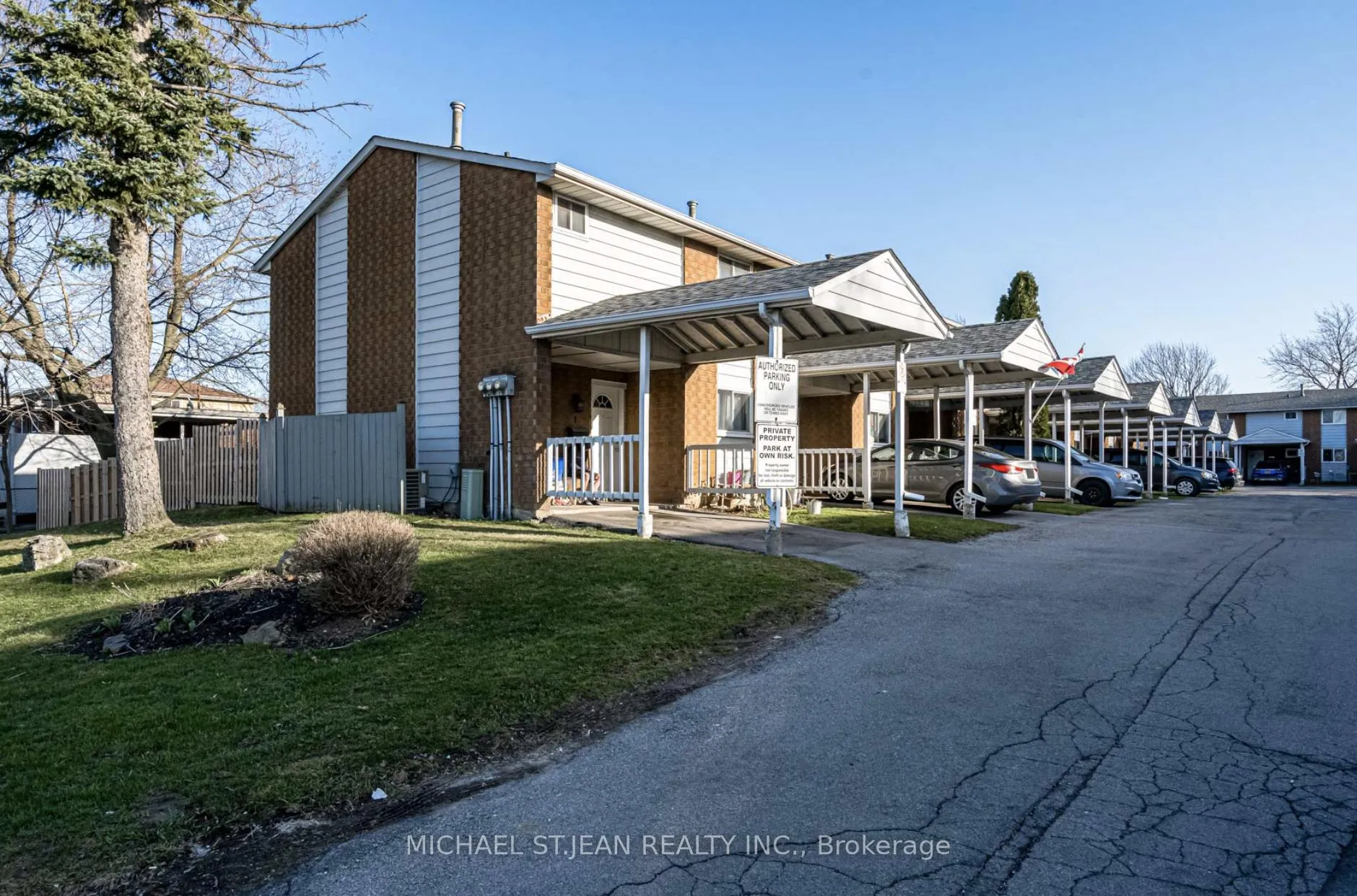 Photo 2 of 125 Limeridge Road W, Hamilton, Rolston — HOMEH