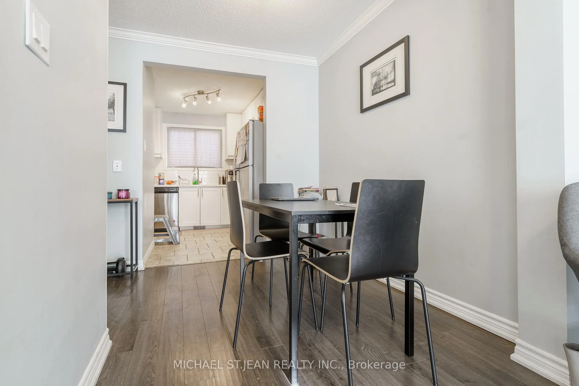 Photo 8 of 125 Limeridge Road W, Hamilton, Rolston — HOMEH