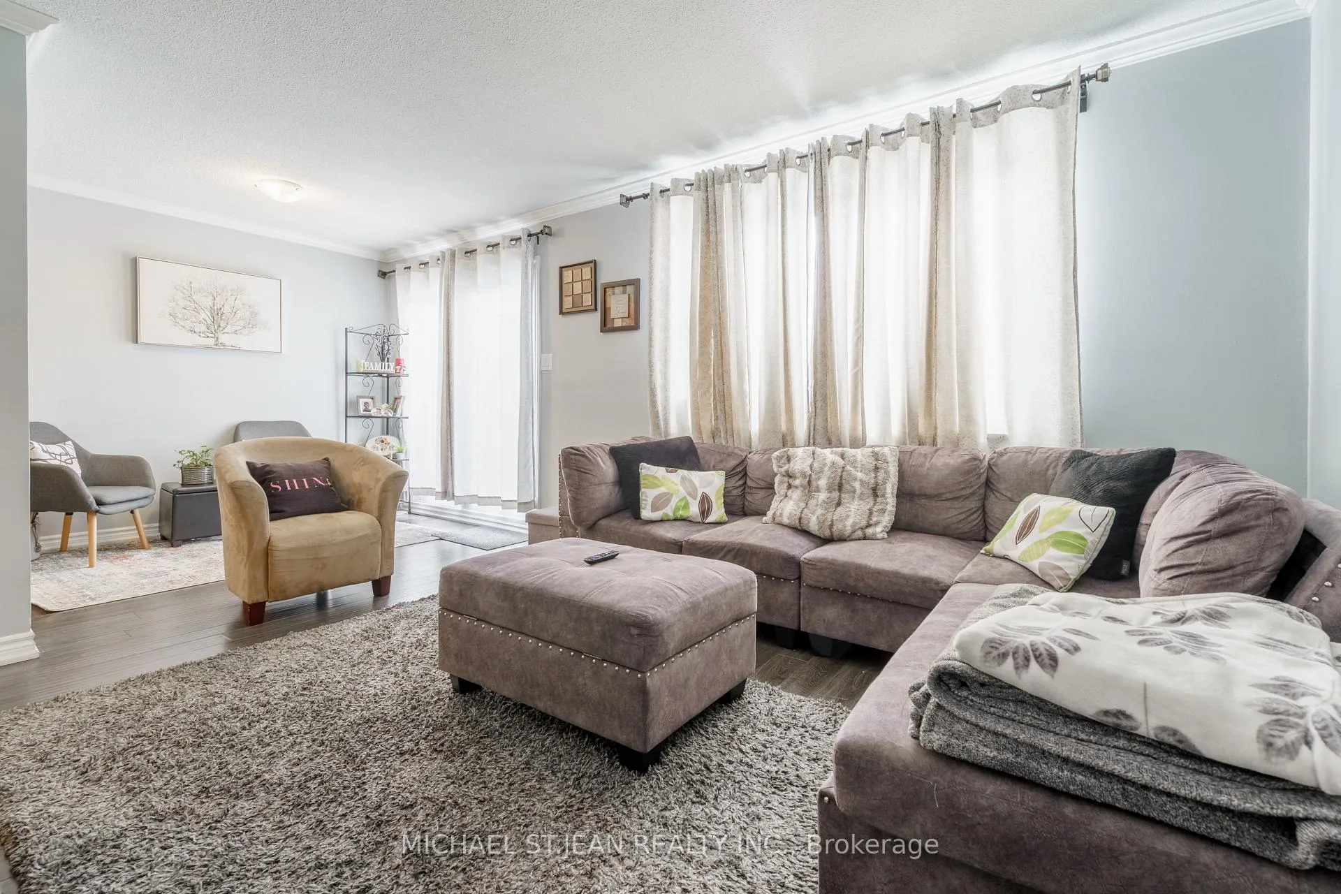 Photo 16 of 125 Limeridge Road W, Hamilton, Rolston — HOMEH