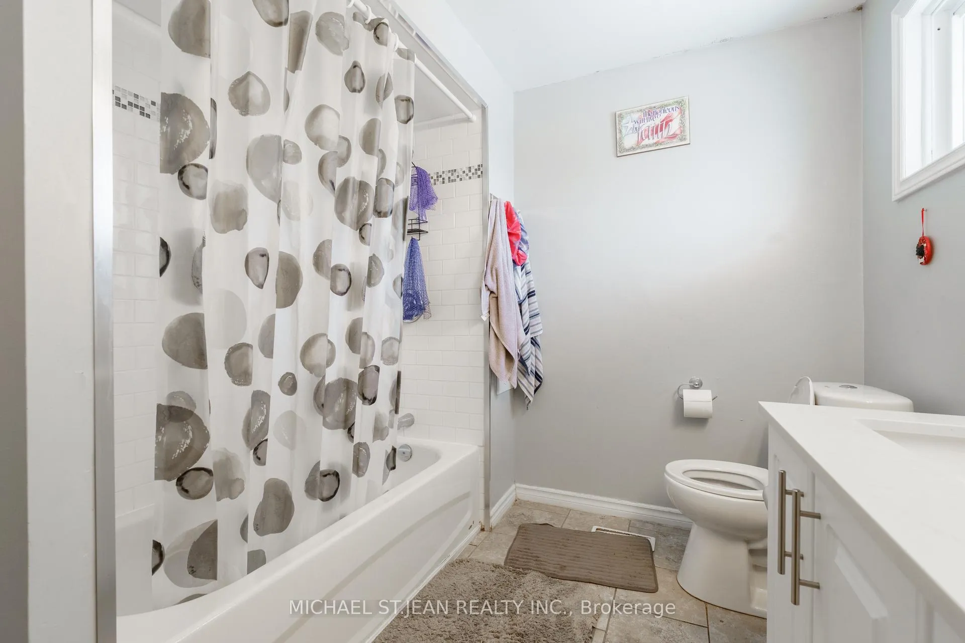Photo 17 of 125 Limeridge Road W, Hamilton, Rolston — HOMEH