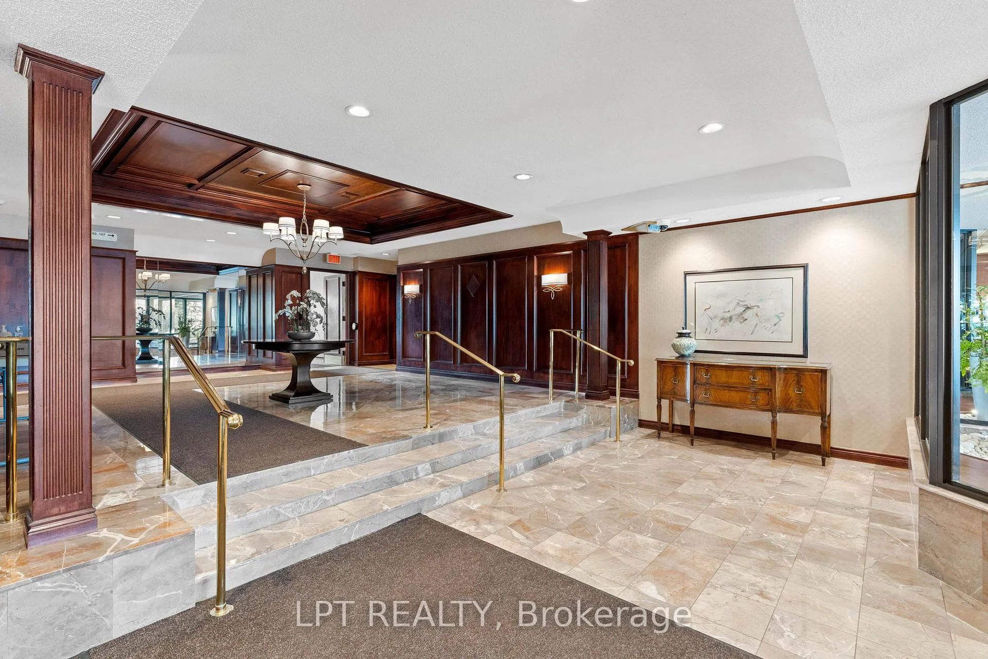 Photo 8 of Unit 1505, 1510 Riverside Drive, Ottawa, Riverview Park — HOMEH