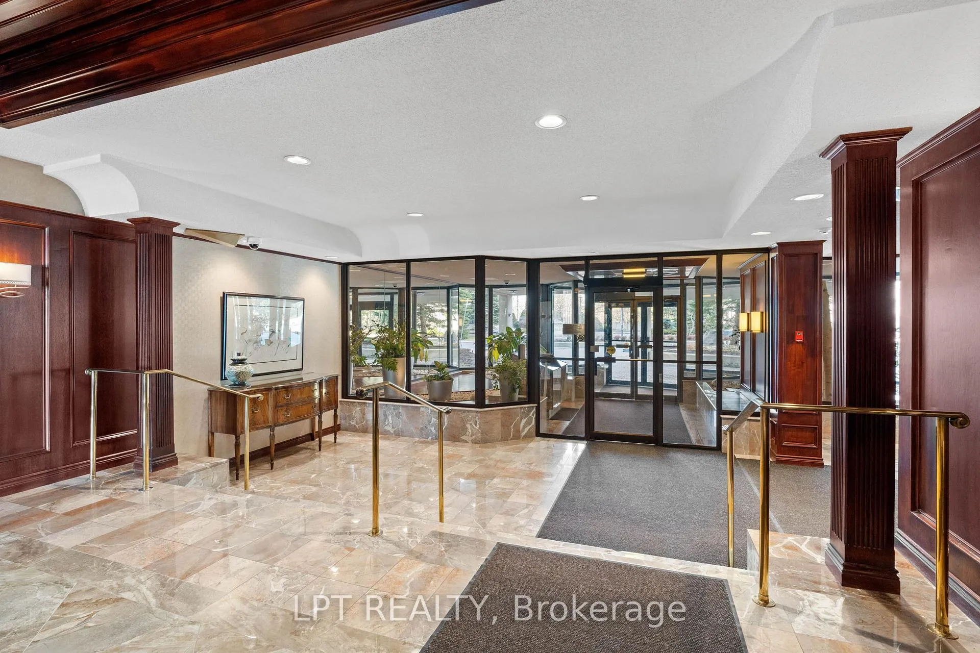 Photo 9 of Unit 1505, 1510 Riverside Drive, Ottawa, Riverview Park — HOMEH