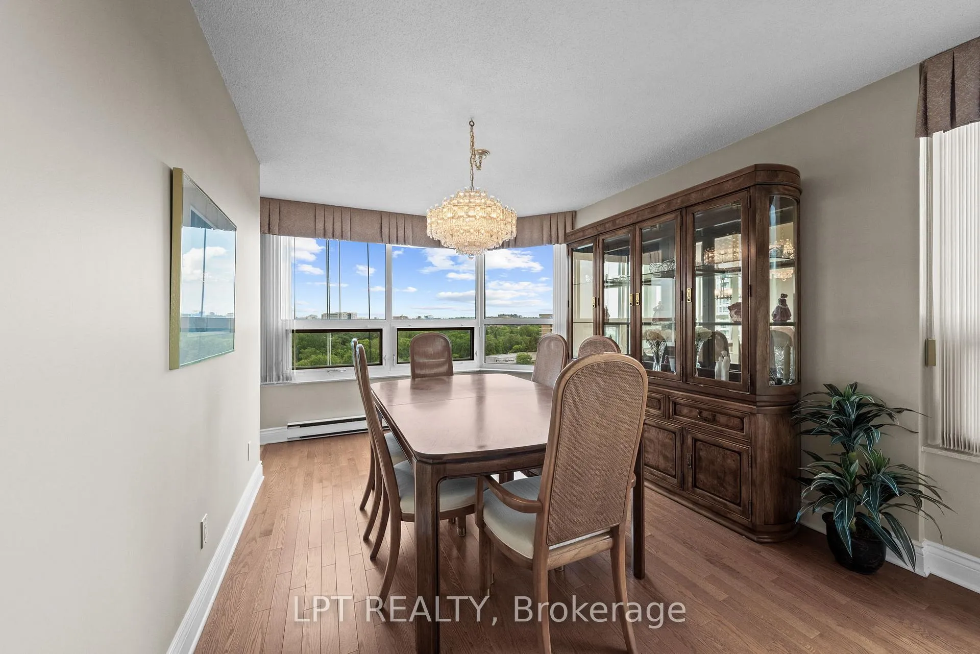 Photo 15 of Unit 1505, 1510 Riverside Drive, Ottawa, Riverview Park — HOMEH