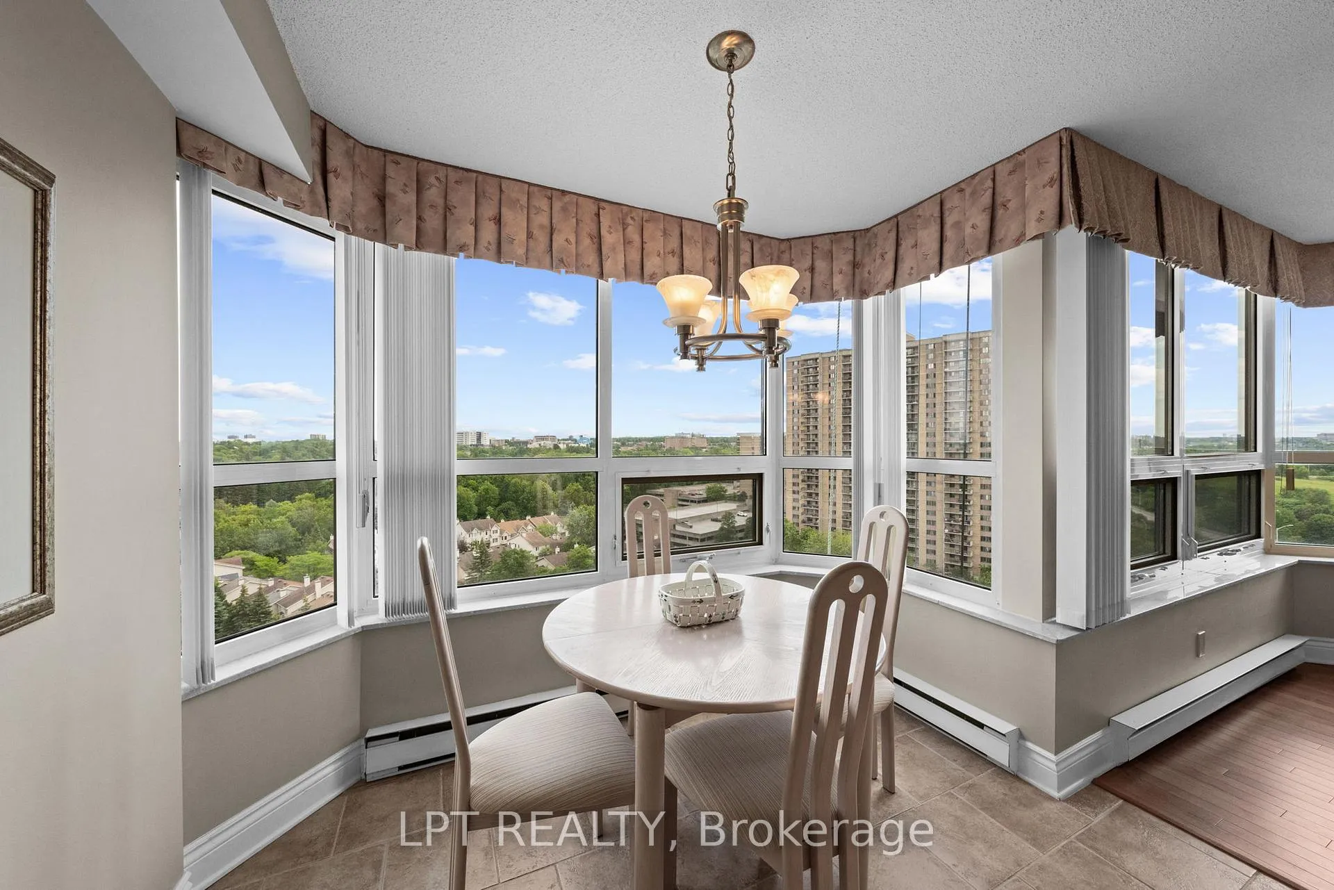 Photo 16 of Unit 1505, 1510 Riverside Drive, Ottawa, Riverview Park — HOMEH