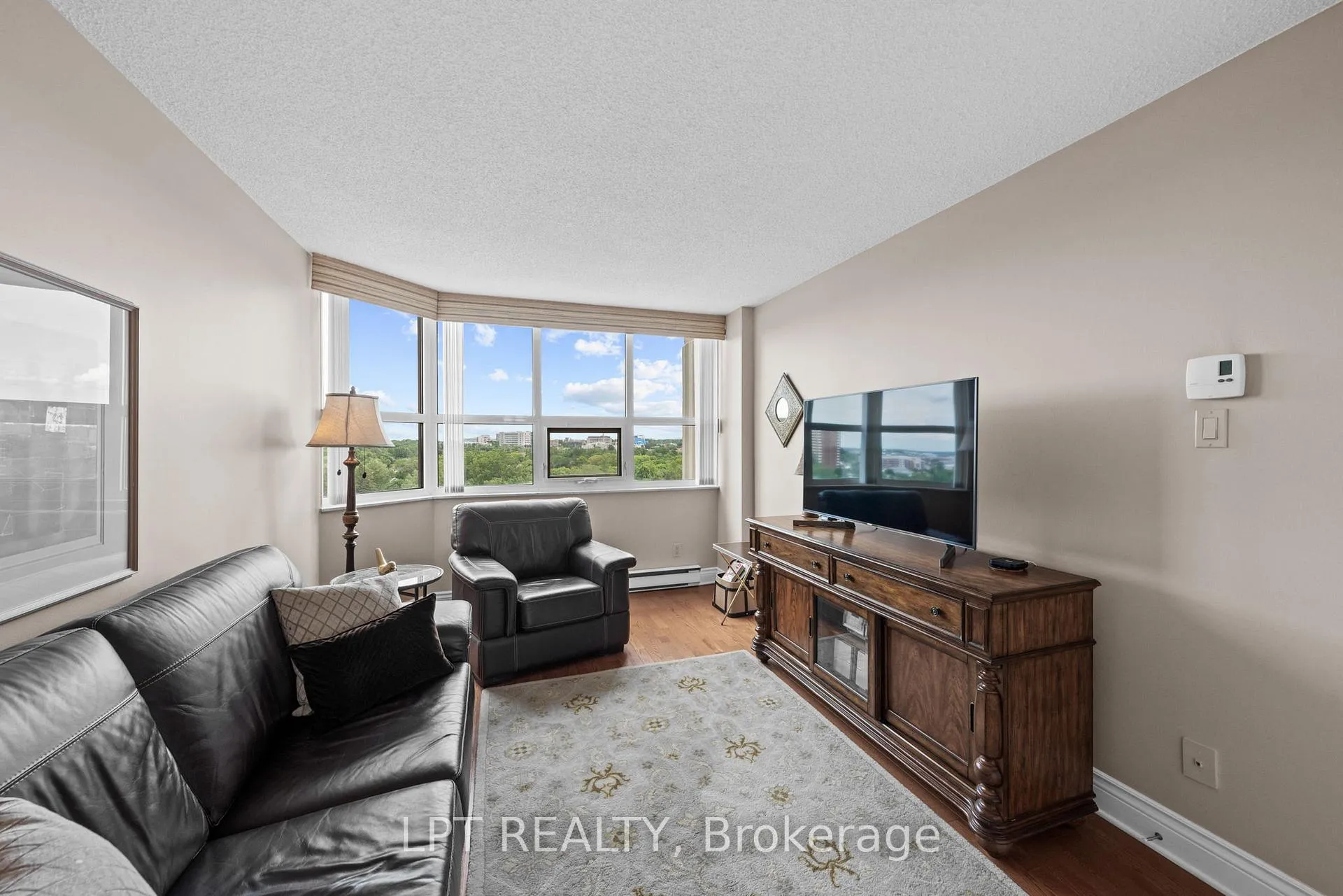 Photo 19 of Unit 1505, 1510 Riverside Drive, Ottawa, Riverview Park — HOMEH