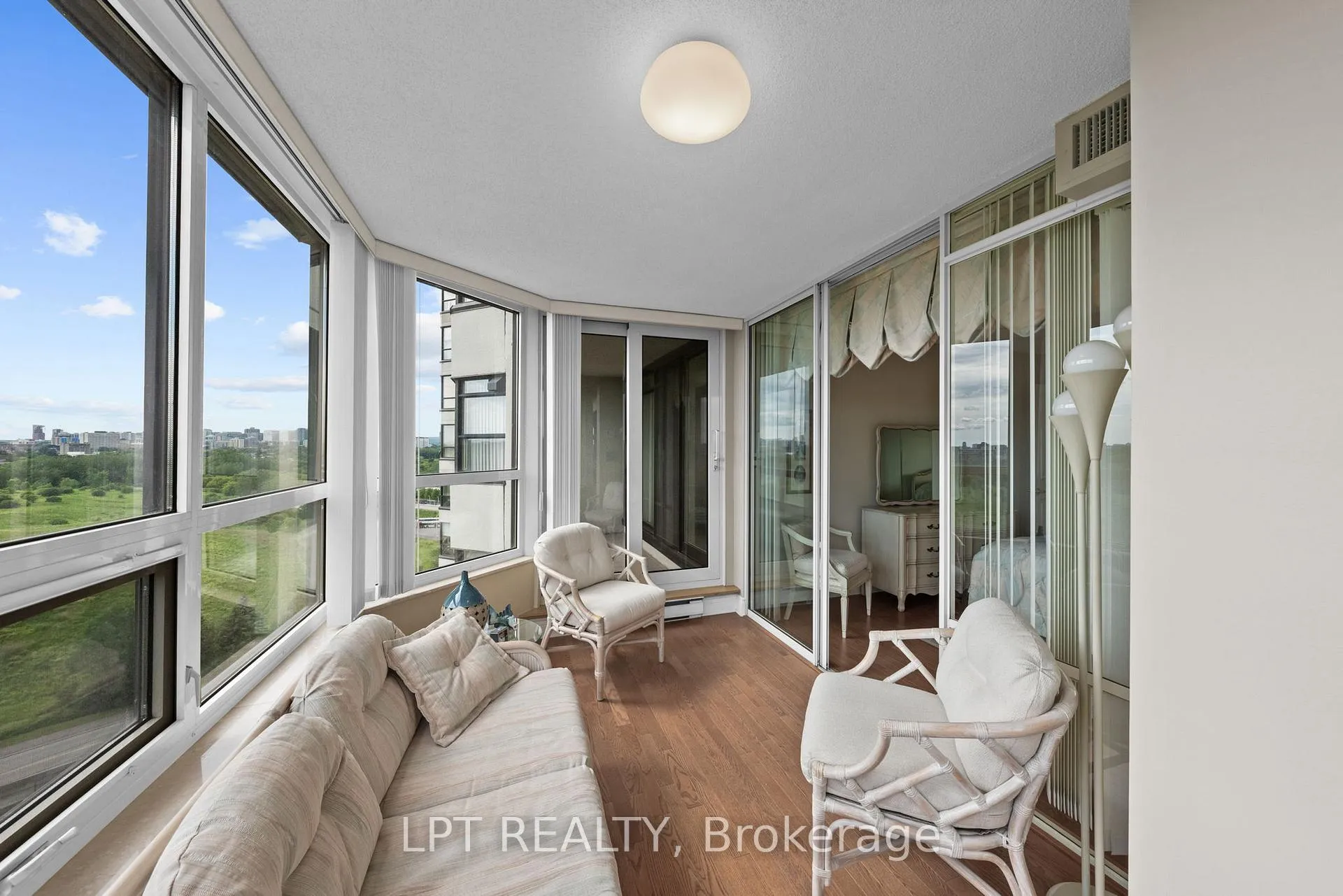 Photo 21 of Unit 1505, 1510 Riverside Drive, Ottawa, Riverview Park — HOMEH