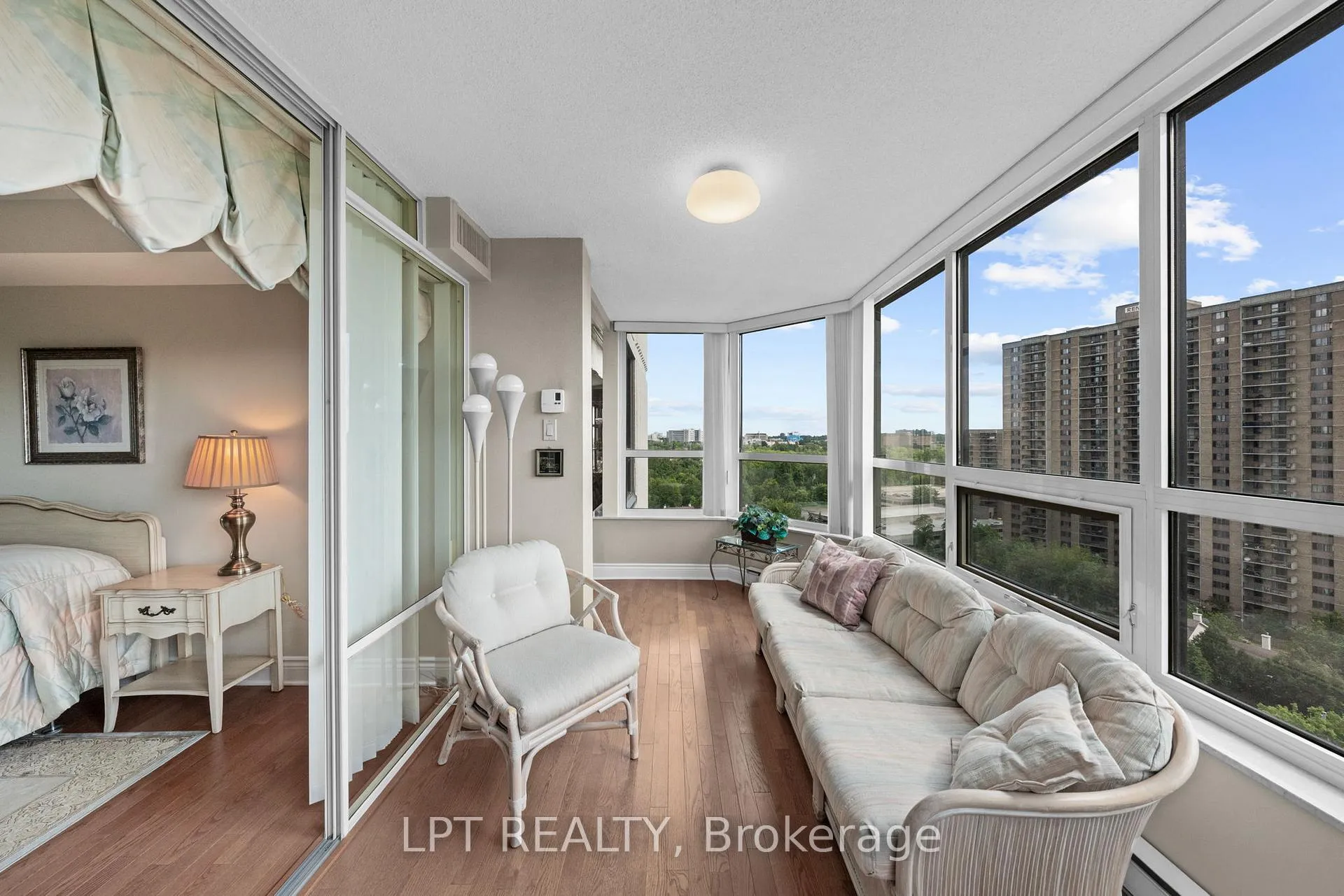 Photo 22 of Unit 1505, 1510 Riverside Drive, Ottawa, Riverview Park — HOMEH