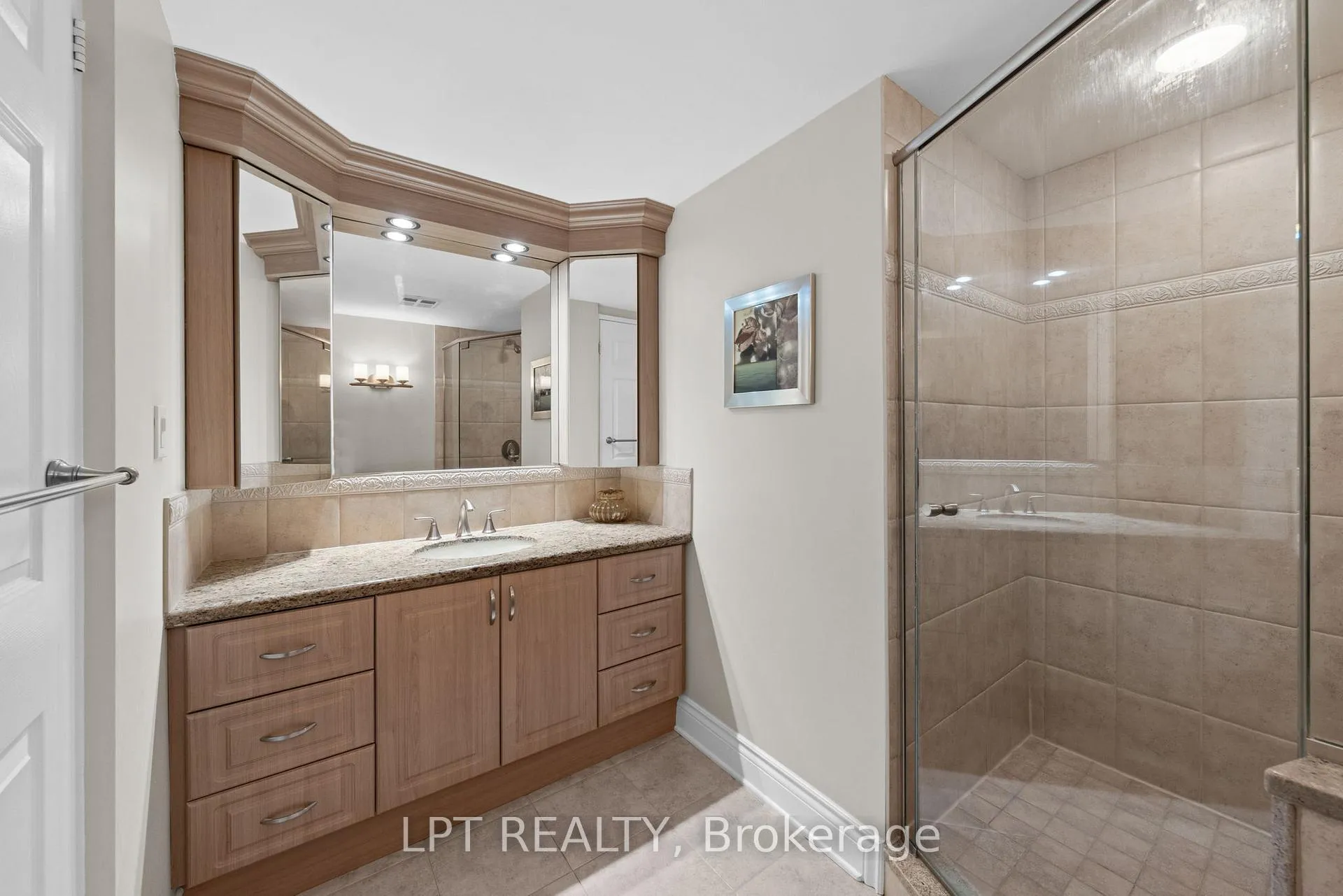 Photo 25 of Unit 1505, 1510 Riverside Drive, Ottawa, Riverview Park — HOMEH